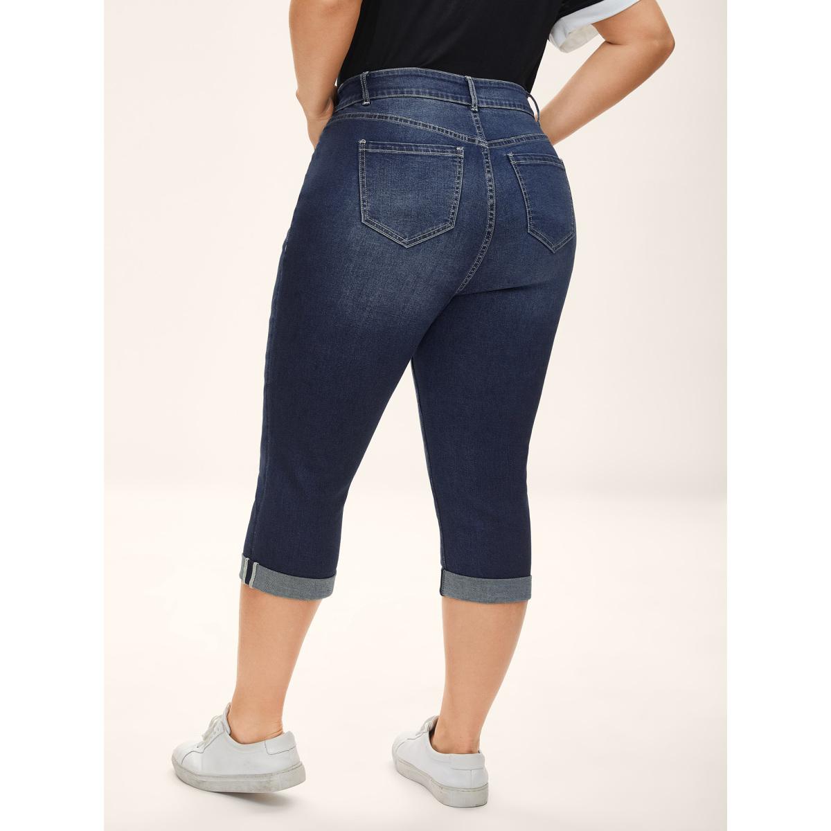Plus Size Whiskered Wash Crop Skinny-Fit Jeans Women Darkindigo Leisure Medium stretch Slanted pocket Jeans BloomChic 26/4X Product Image