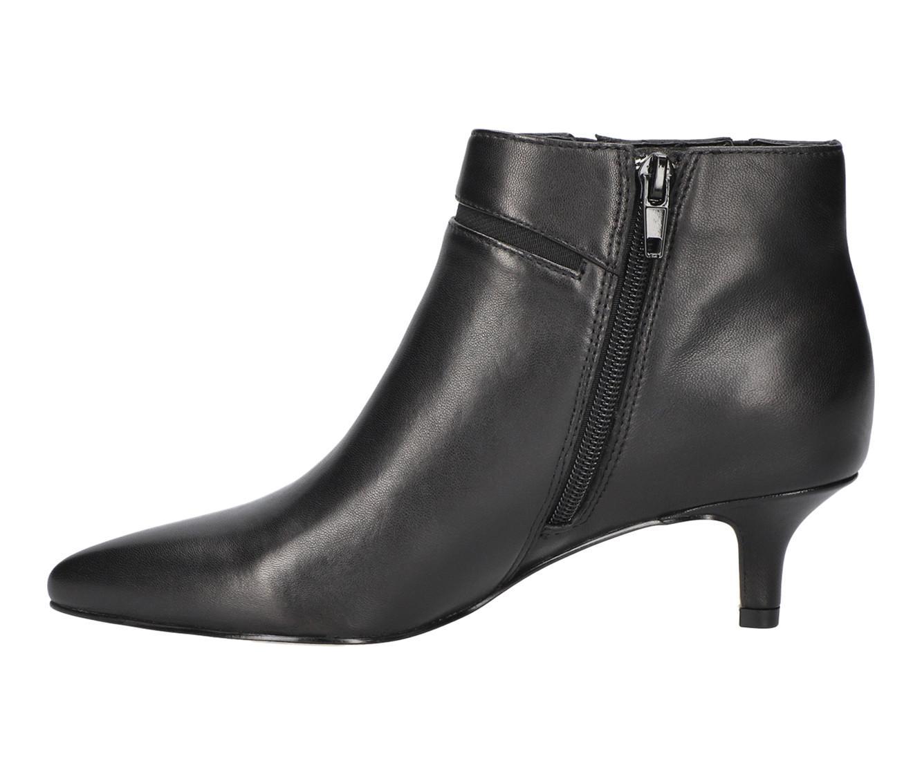 Women's Bella Vita Faraday Booties Product Image
