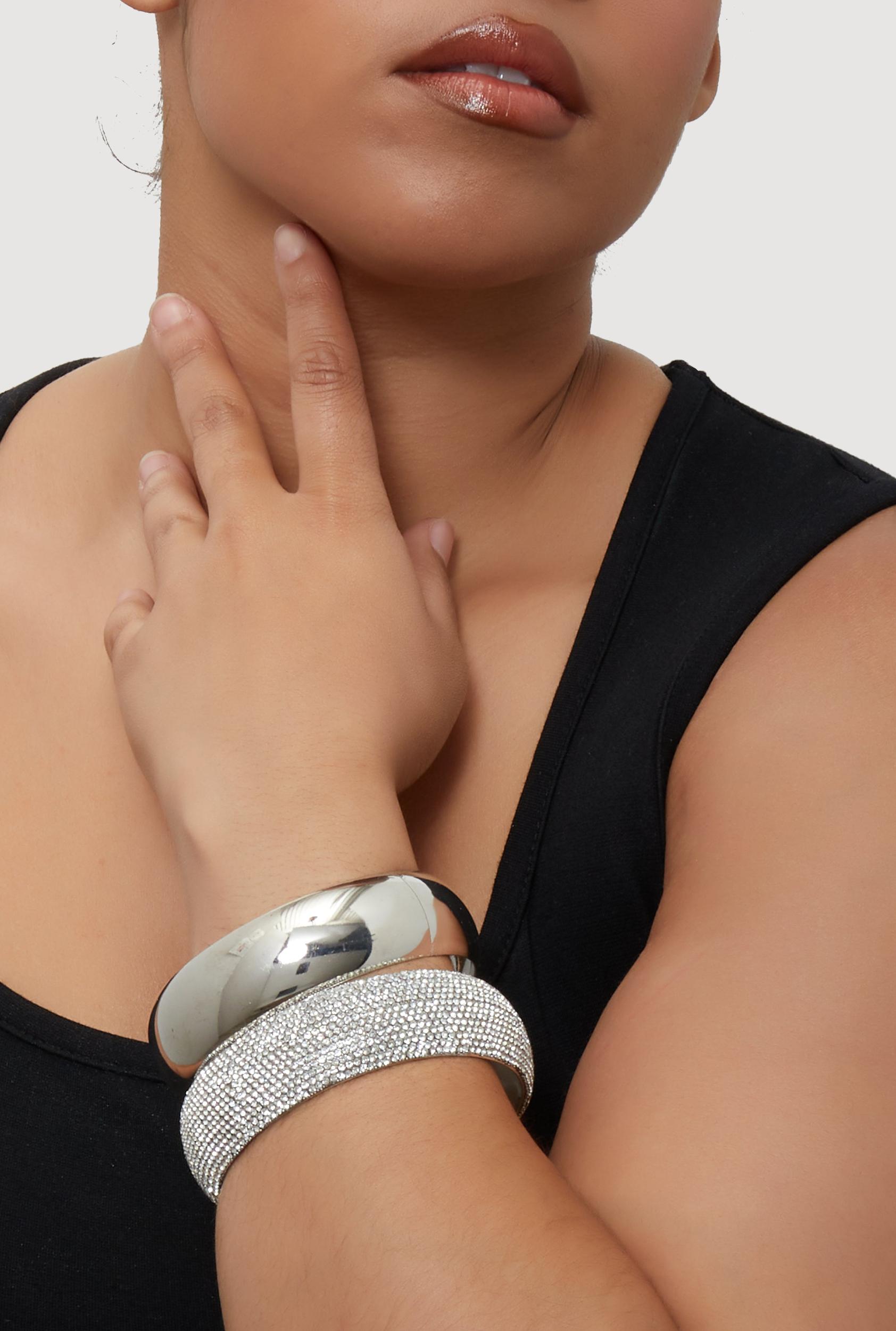 Elegant Cubic Zirconia Bow Detail Necklace Set Unisex Product Image