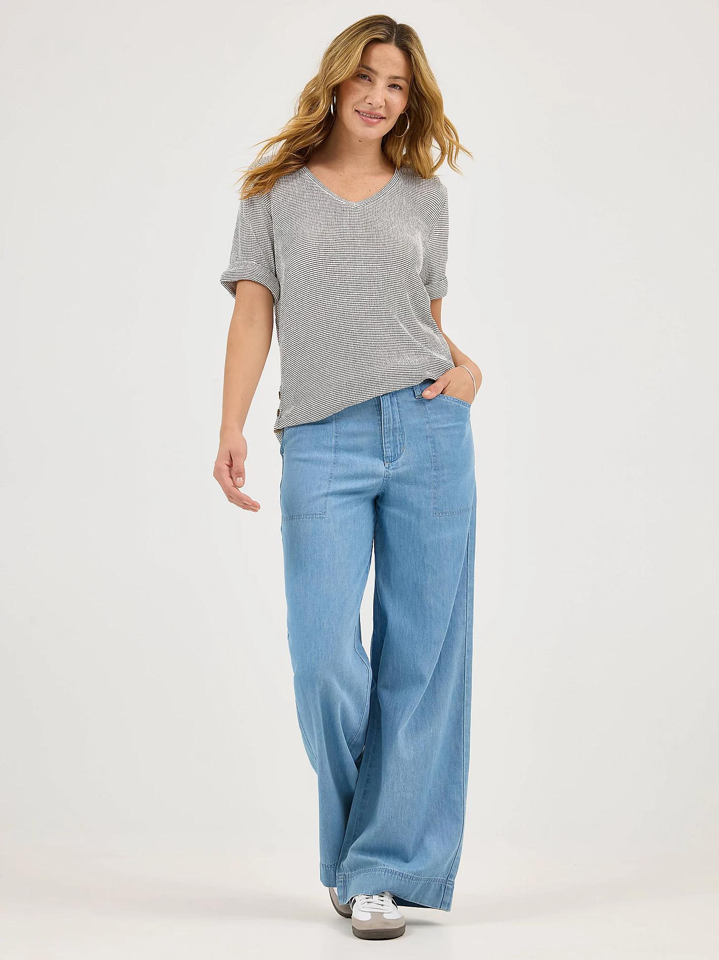 Women's Cuff Sleeve Stripe V-Neck Tee | Women's Tops & Tees | Lee® Product Image