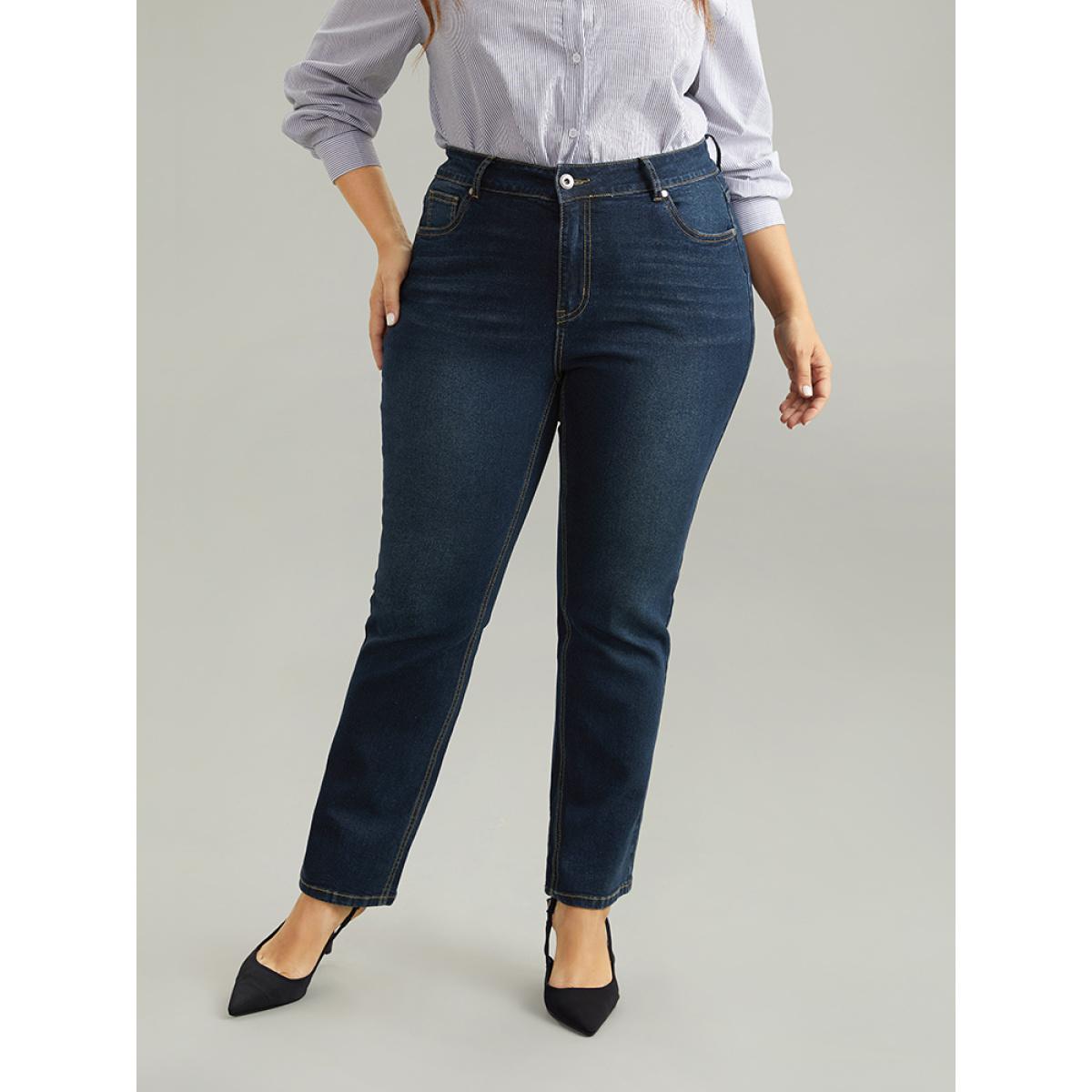 Plus Size Straight Leg Dark Wash Zipper Fly Jeans Women Indigo Casual Plain Pocket High stretch Pocket Jeans BloomChic 30/6X Product Image