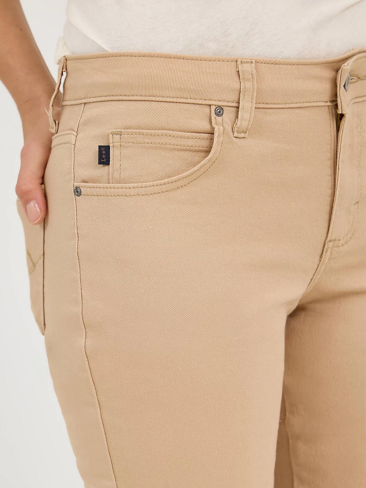 Women's Capris: Relaxed Fit Capri Pants | Denim Pants | Lee® Product Image