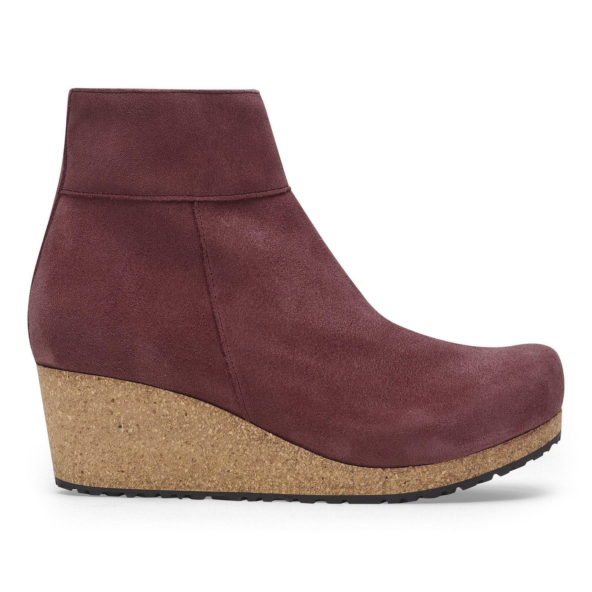 Ebba Suede Leather Product Image