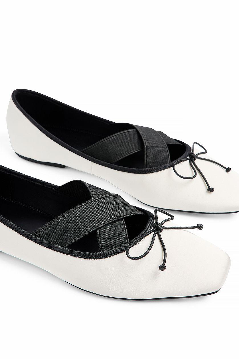 Elastic Detail Ballerinas Product Image