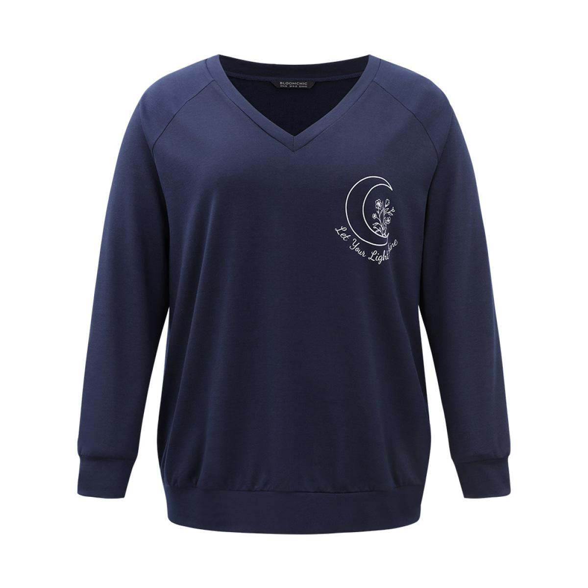 Plus Size Moon Print V Neck Raglan Sleeve Sweatshirt Women Indigo Casual Elastic cuffs Dailywear Sweatshirts BloomChic 12/L Product Image