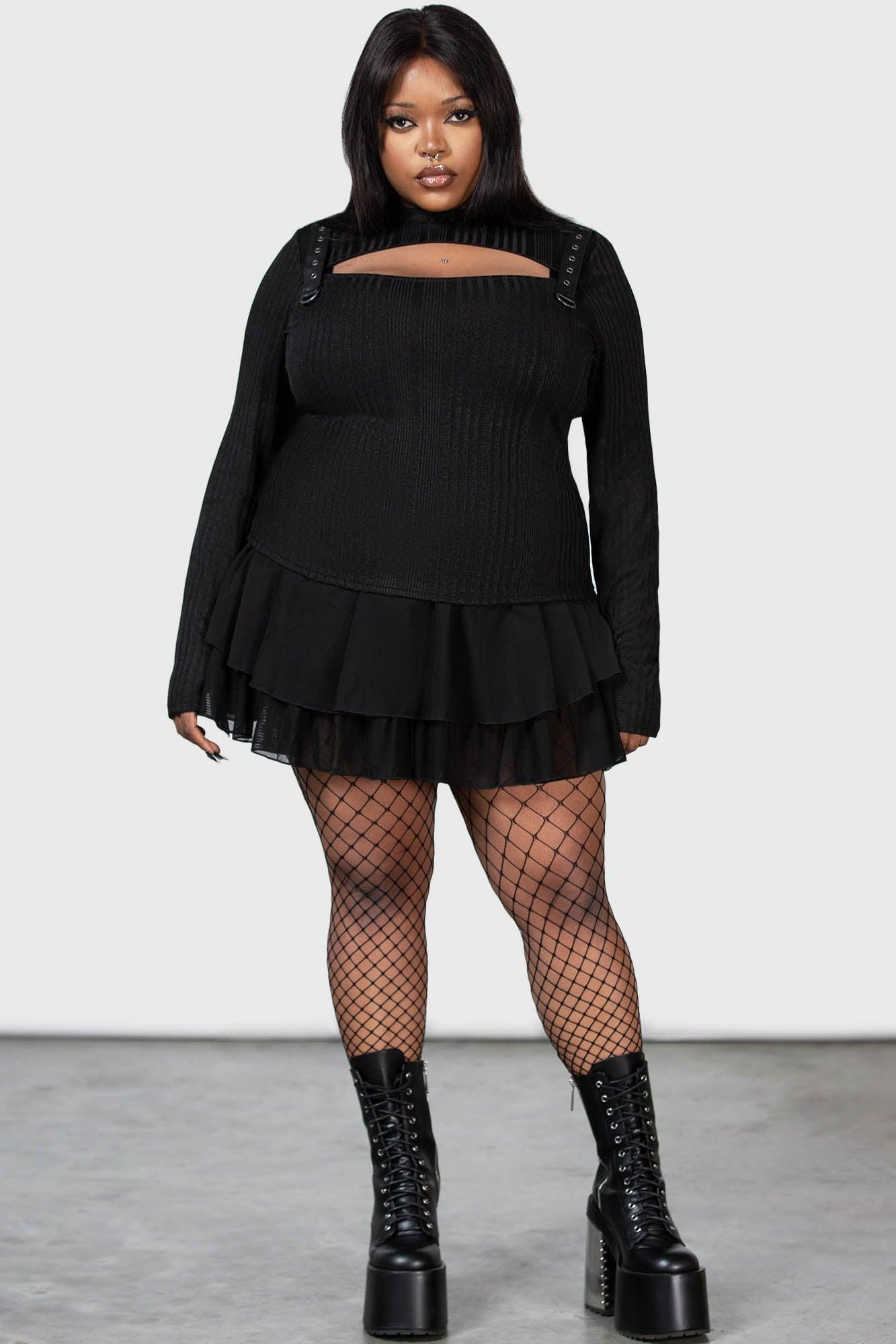 Raven's Call Long Sleeve Top Female Product Image