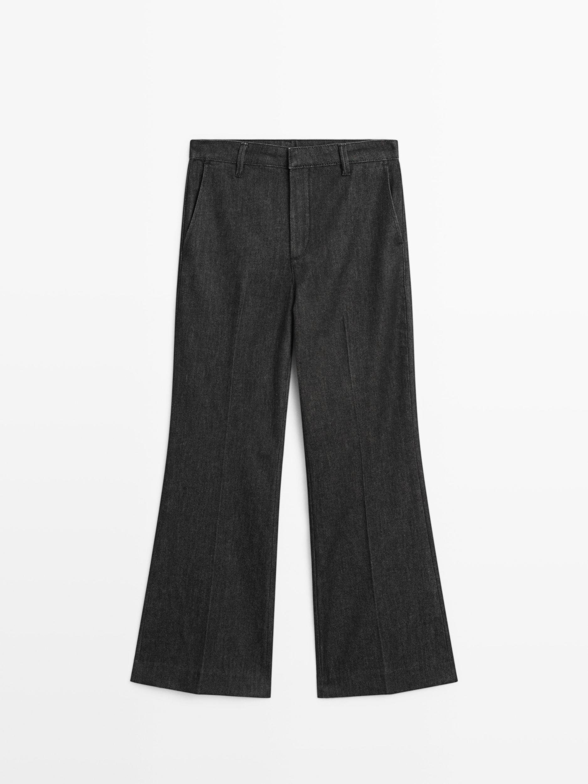 Mid-rise bell bottom jeans Product Image