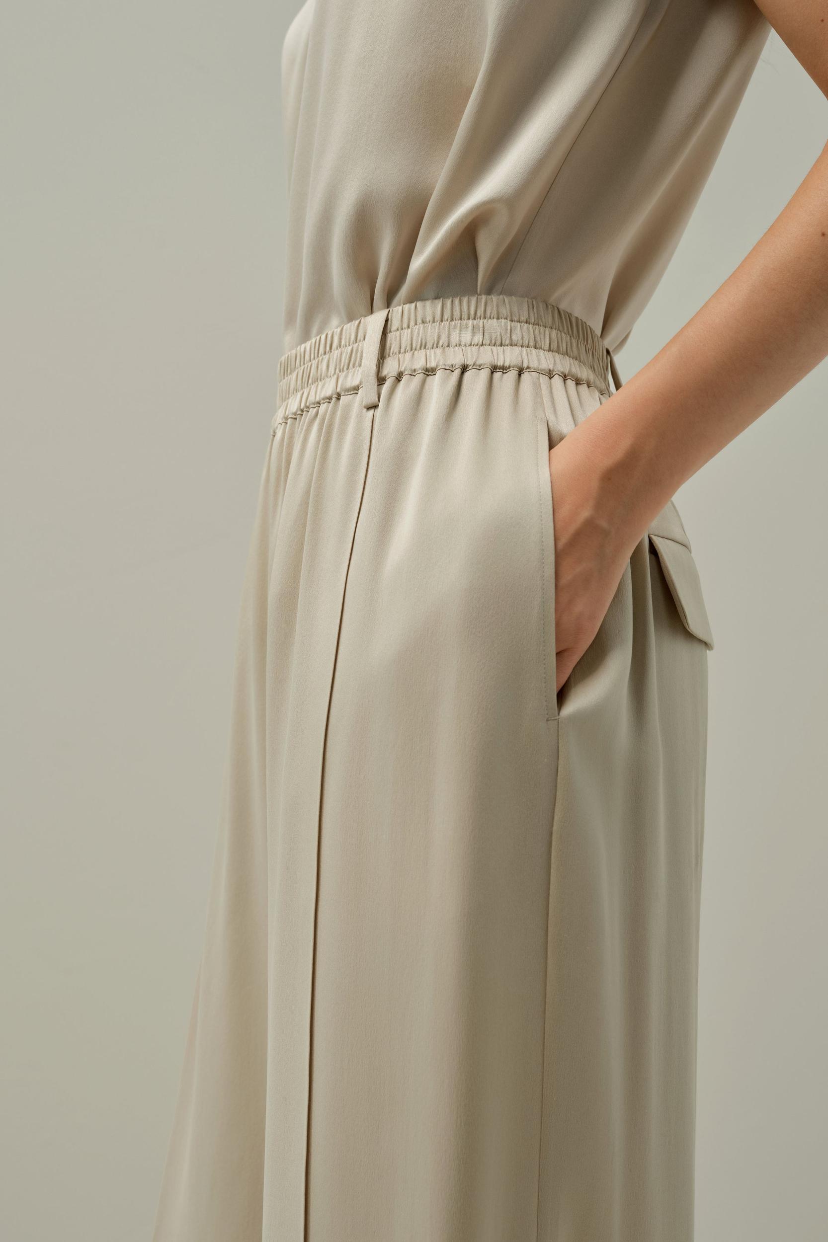 LILYSILK x Melissa Murrell Silk Suede Wide-Leg Pants Product Image