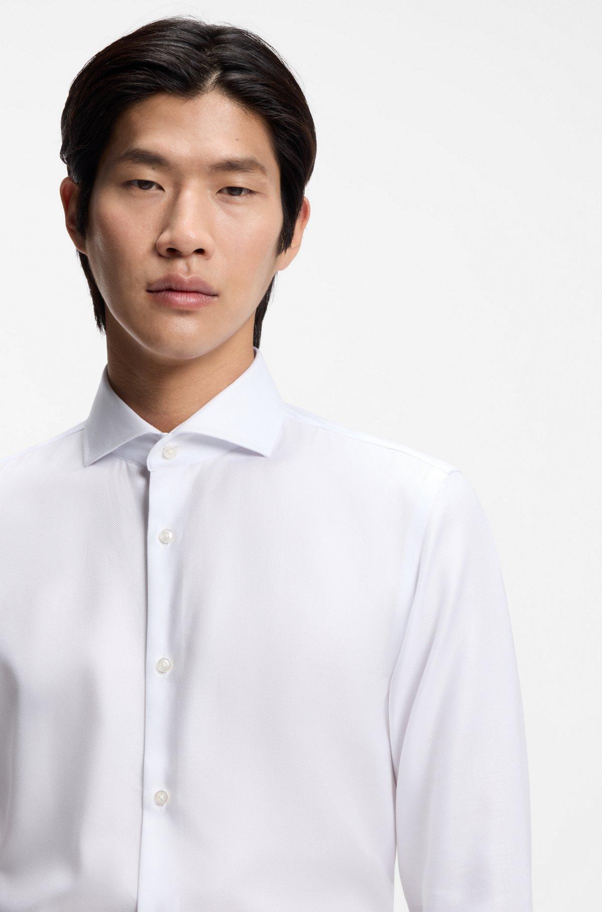 Wrinkle-resistant slim-fit shirt in a cotton blend Product Image