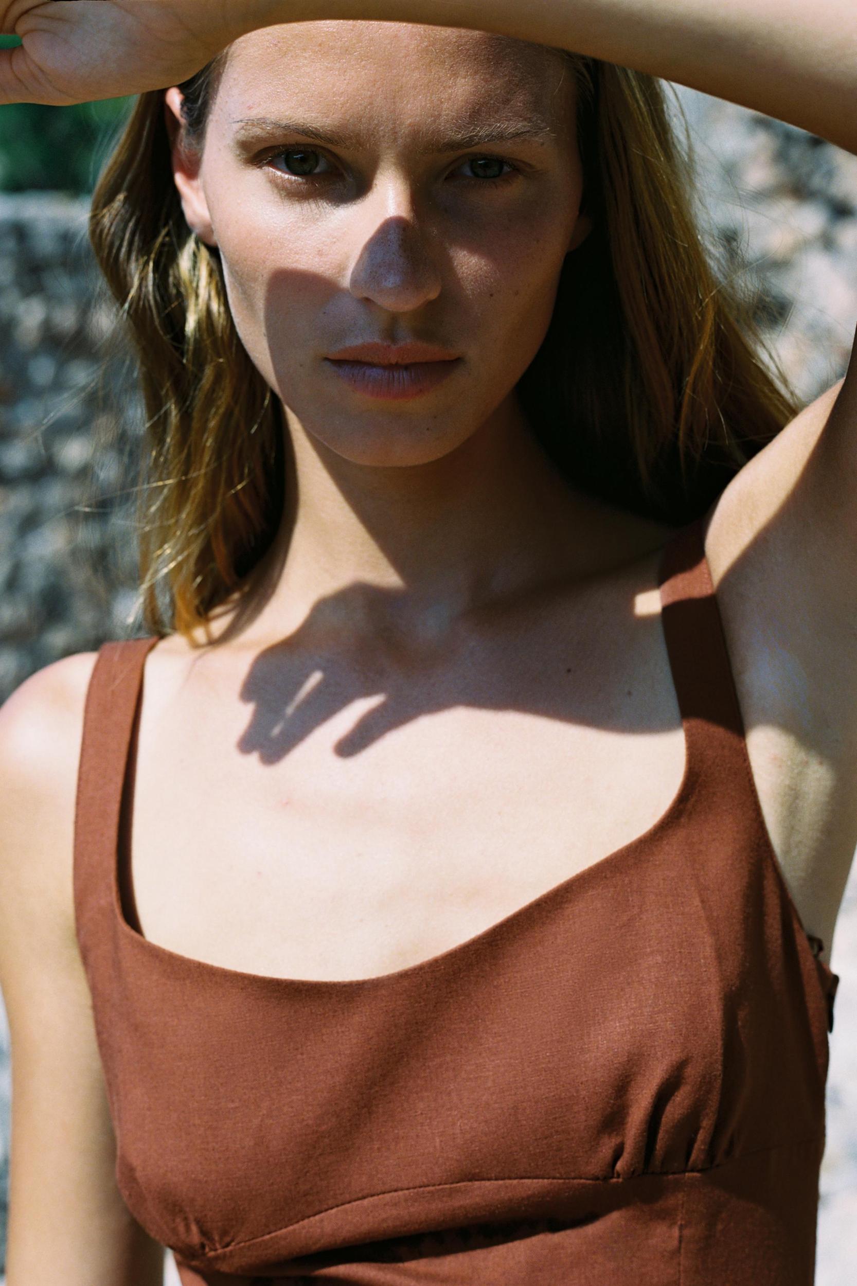 LINEN MIDI DRESS Product Image