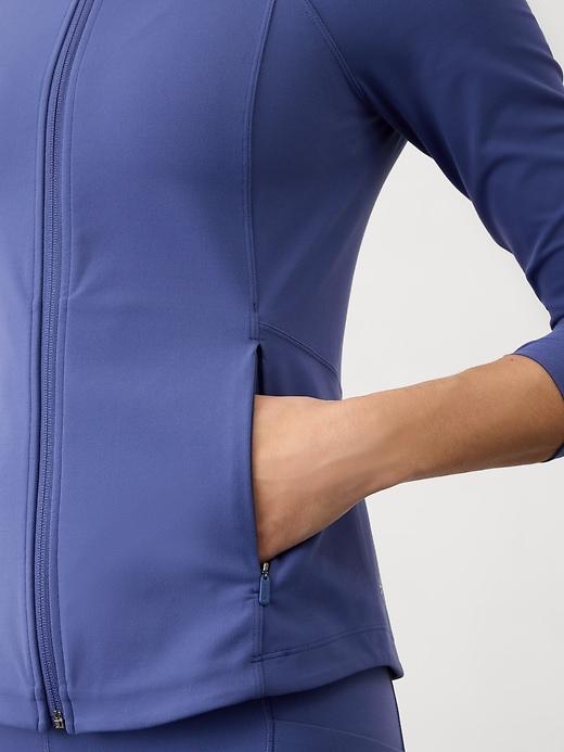 Salutation Jacket 2.0 Product Image