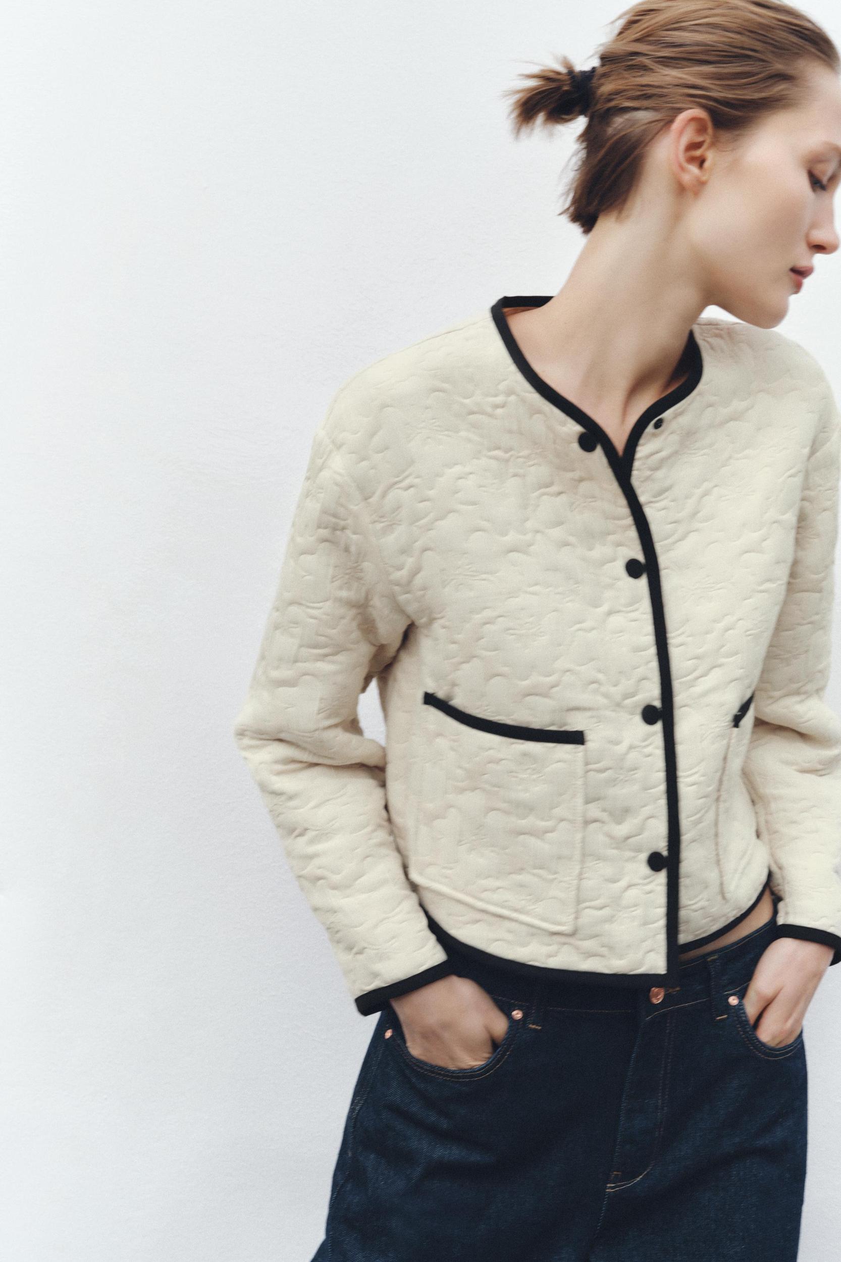 CONTRASTING TRIM FLORAL STITCH JACKET Product Image