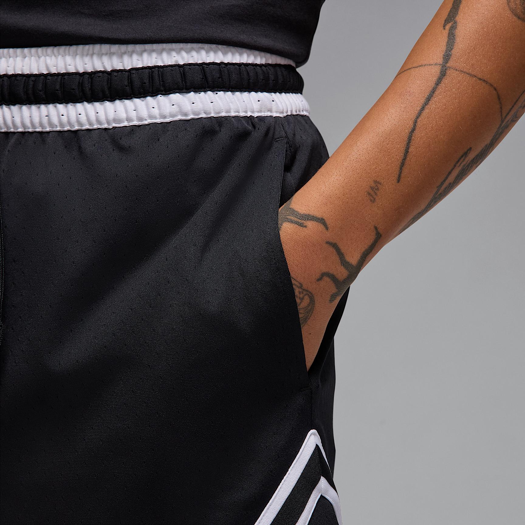Mens Jordan Sport Dri-FIT Mesh Diamond Shorts | HF9910-011 Product Image