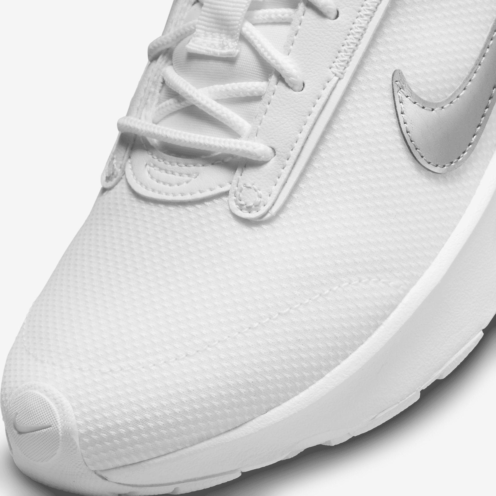Nike Air Max INTRLK Lite Women's Shoes Product Image