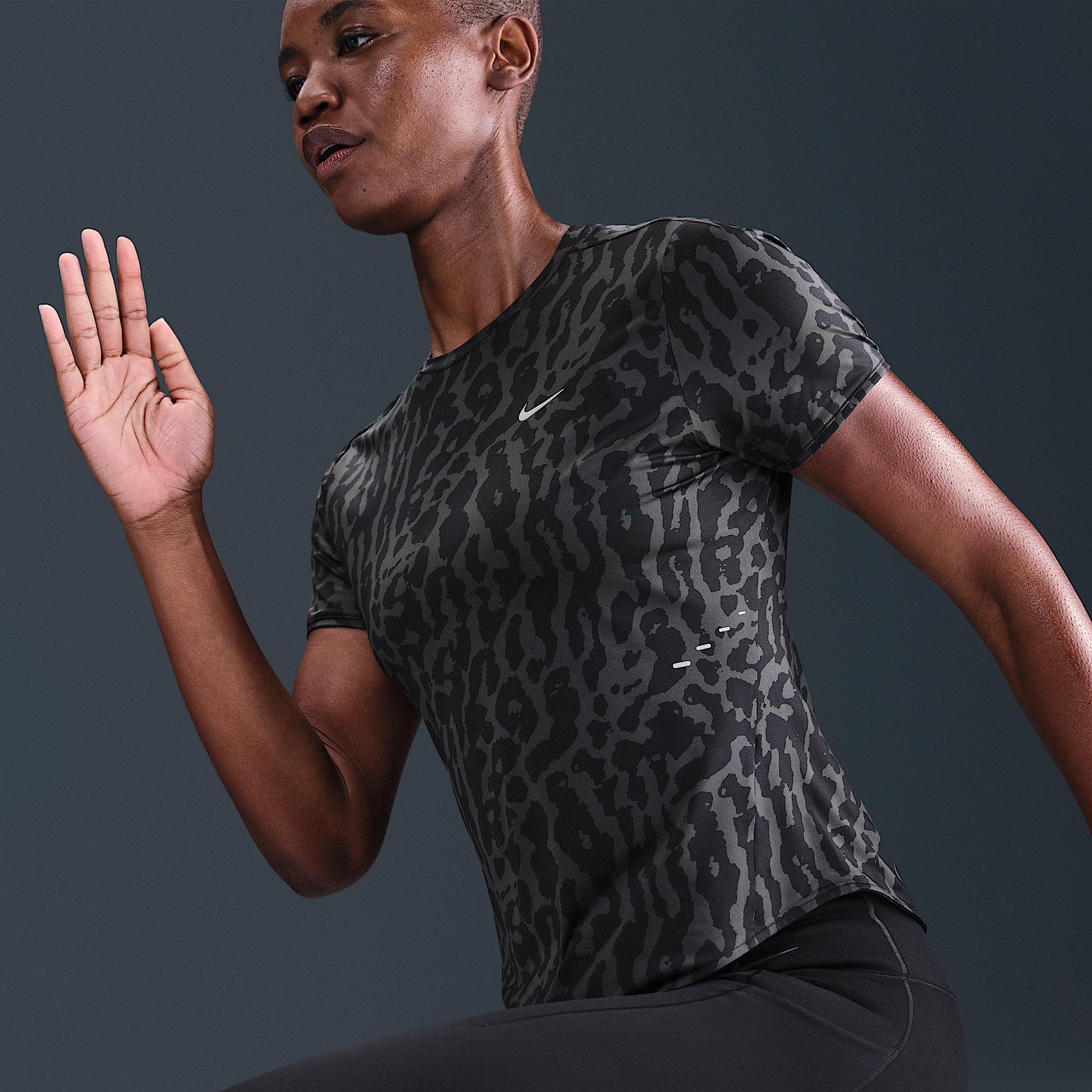 Nike Women's Swift Dri-FIT Short-Sleeve Running Top Product Image