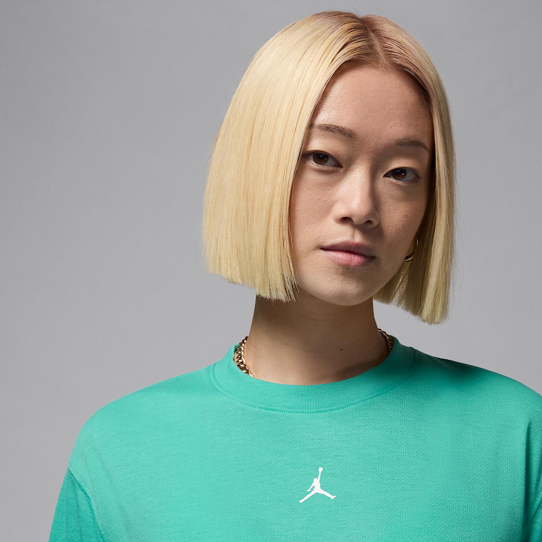 Women's Jordan Sport Diamond Short-Sleeve Top Product Image