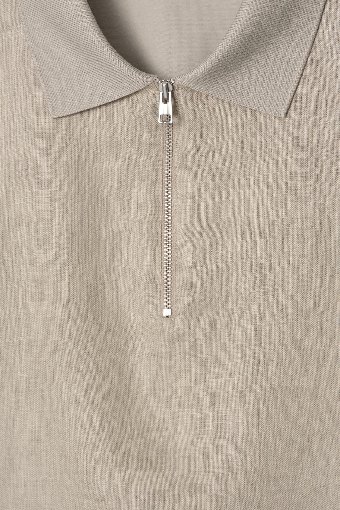 CONTRAST-PANEL LINEN HALF-ZIP POLO SHIRT Product Image