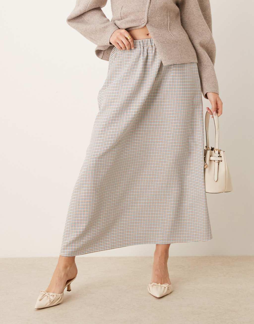Miss Selfridge midi skirt in plaid print Product Image