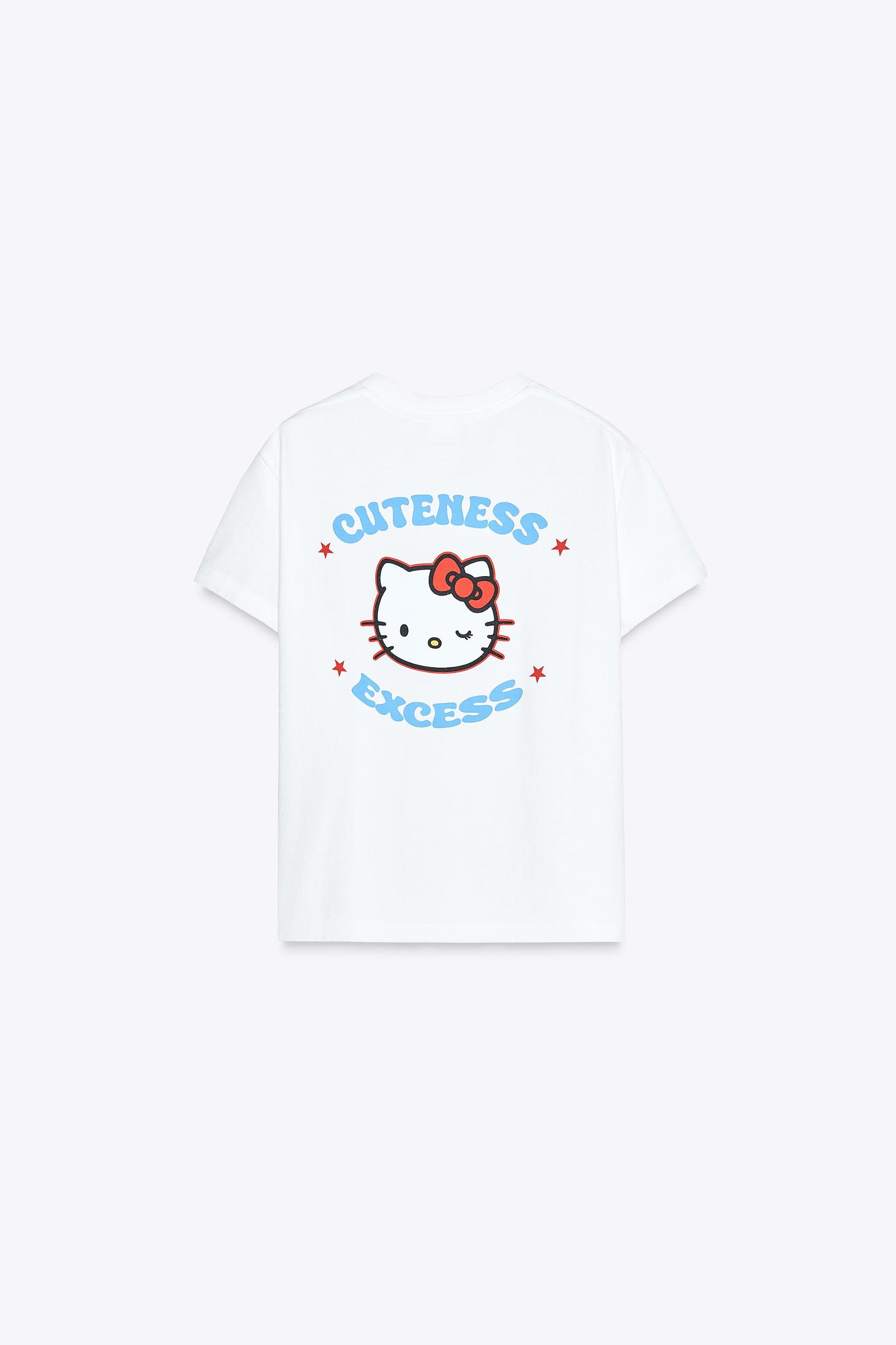 HELLO KITTY © 2025 SANRIO WASHED EFFECT T-SHIRT Product Image