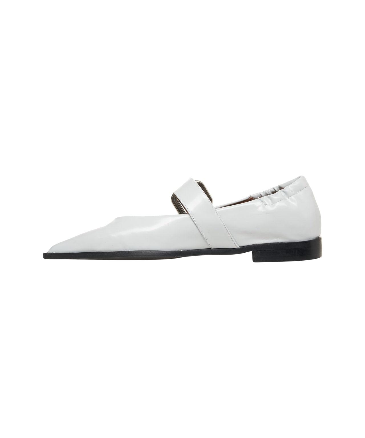 Ballet flats with strap Product Image