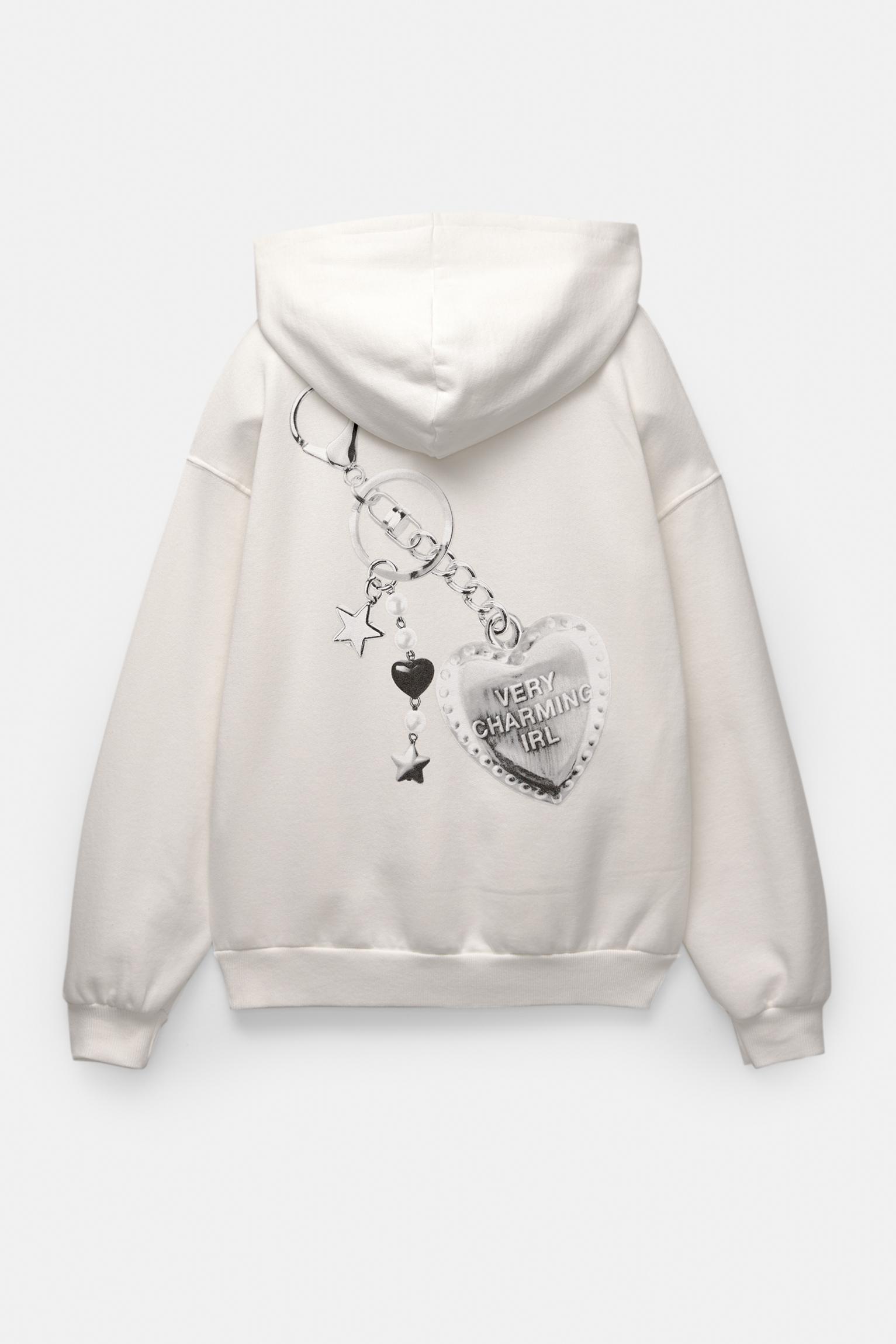 Hoodie with heart keyring Product Image