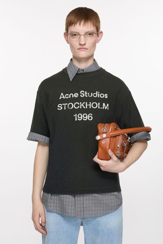 Logo t-shirt - Relaxed fit Product Image