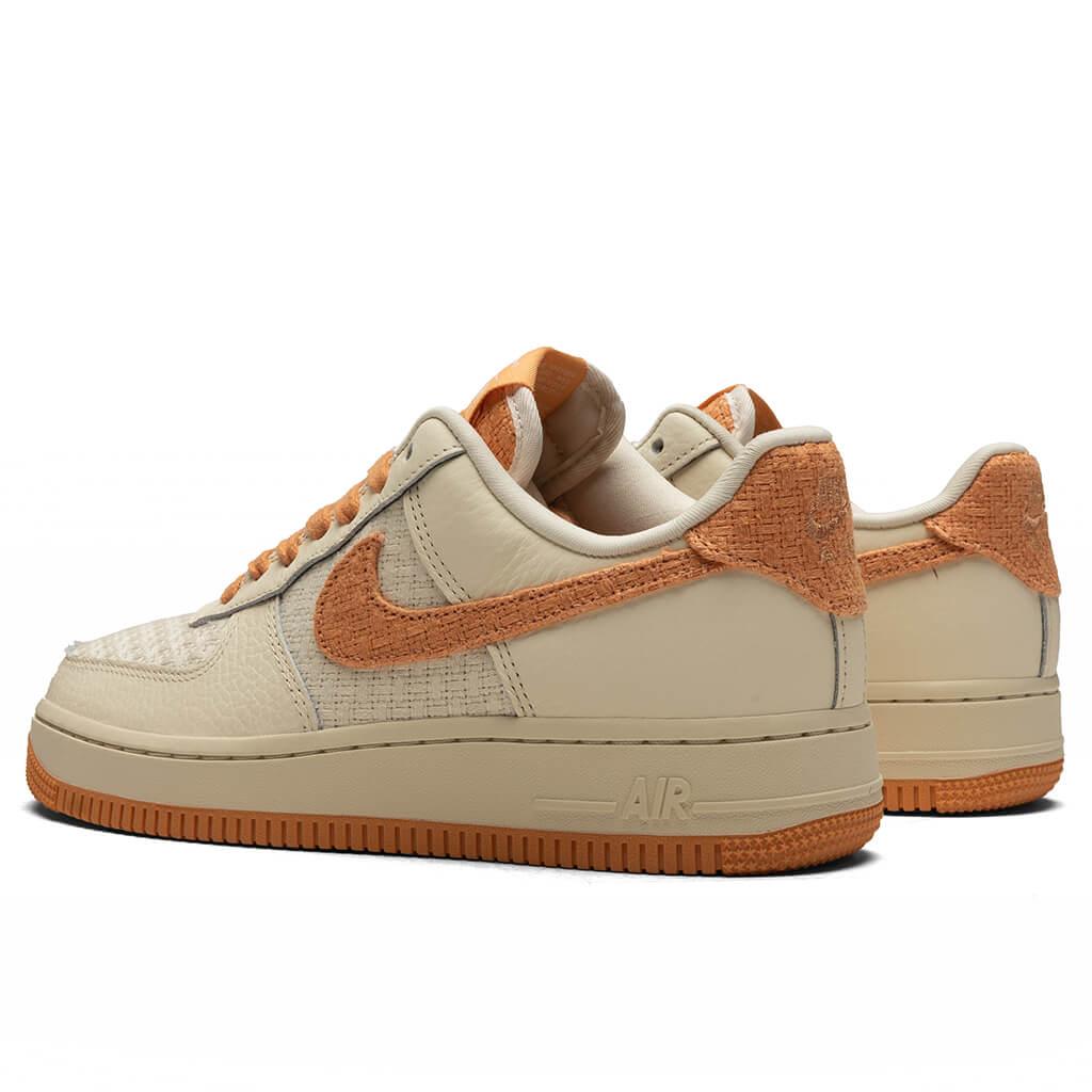 Women's Air Force 1 '07 - Coconut Milk/Copper Moon/Desert Khaki Female Product Image