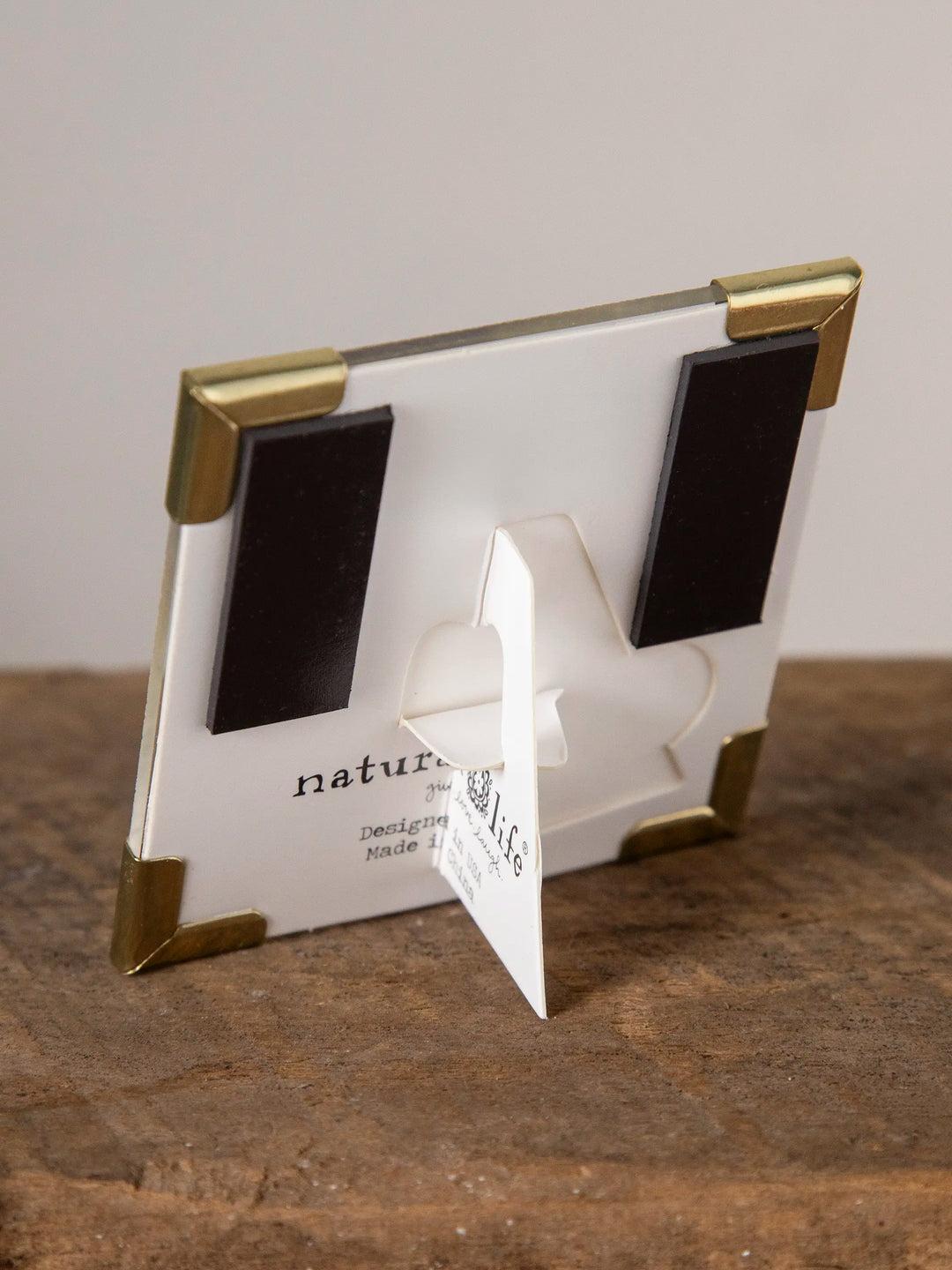 Corner Magnet Product Image