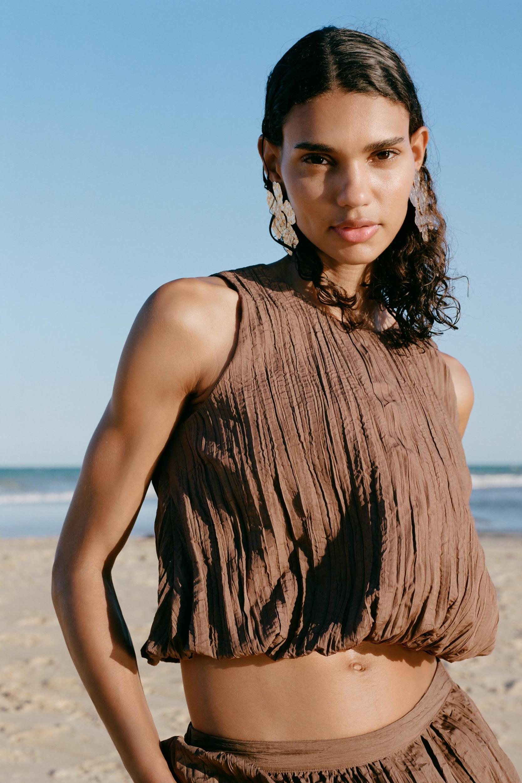 WRINKLED EFFECT BALLOON TOP Product Image