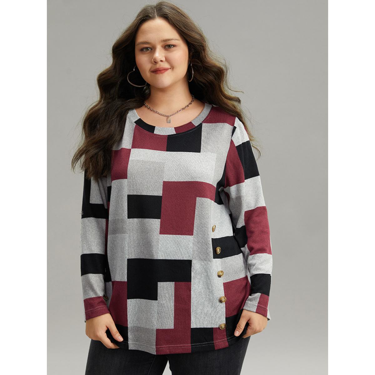 Plus Size Colorblock Contrast Button Detail T-shirt Multicolor Women Casual Contrast Geometric Round Neck Dailywear T-shirts BloomChic 18-20/2X Product Image