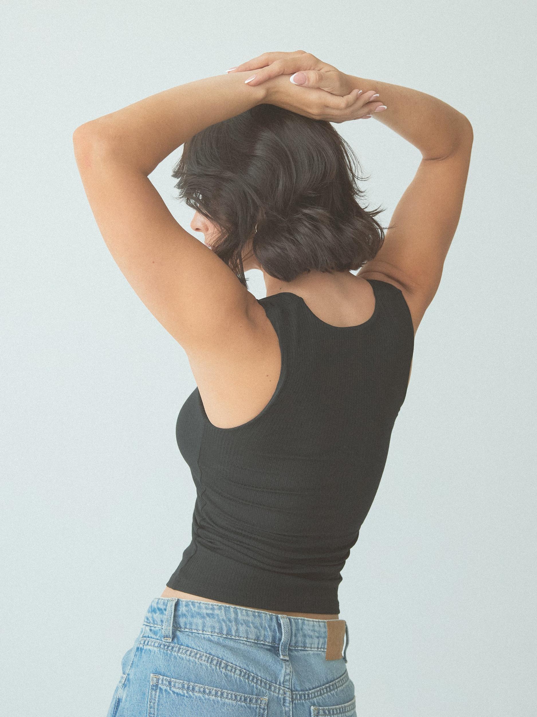 Ribbed Scoop Tank Brami Product Image