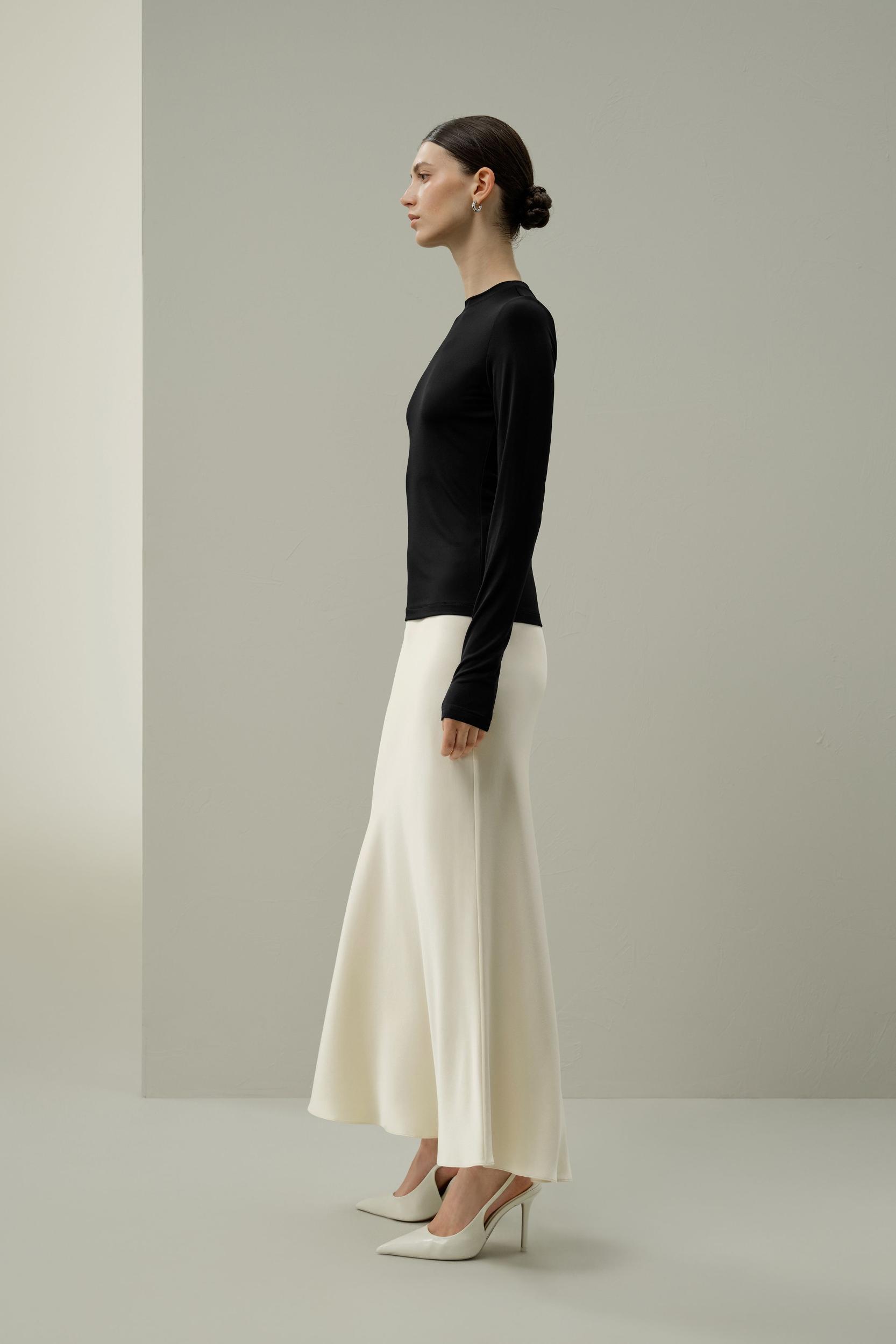 Silk Breeze Jersey Long Sleeve Slinky Top Product Image