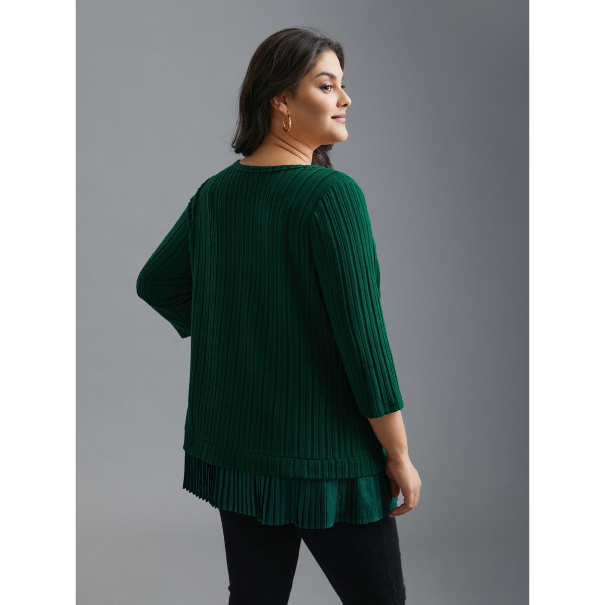Plus Size Crew Neck Plain Pit Strip T-Shirt DarkGreen Women Casual Texture Round Neck Everyday T-shirts BloomChic 28/5X Product Image