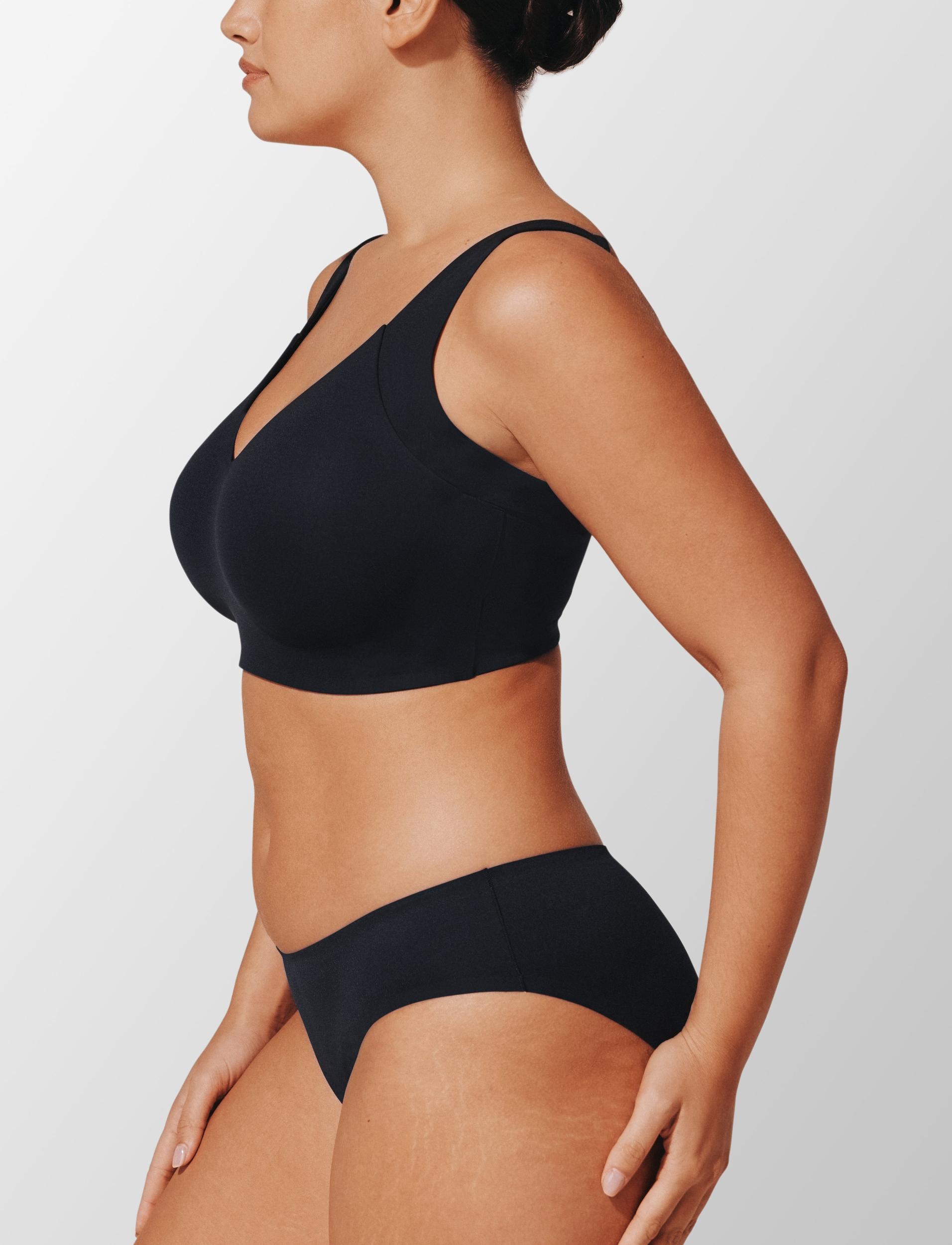 ComfortStretch Smoothing Wireless Bra Product Image