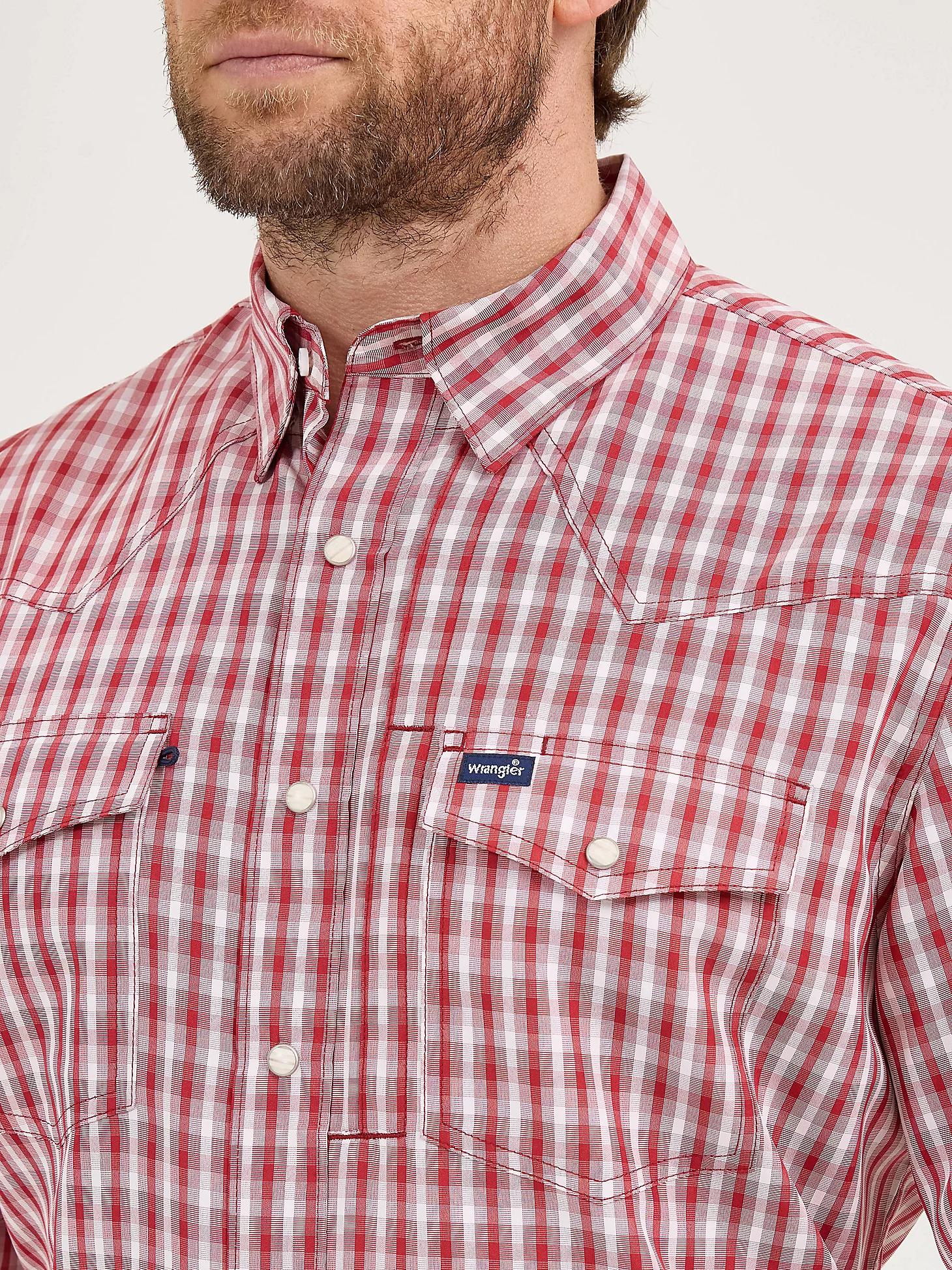 Men's Wrangler Performance Snap Short Sleeve Plaid Shirt | Men's SHIRTS | Wrangler® Product Image