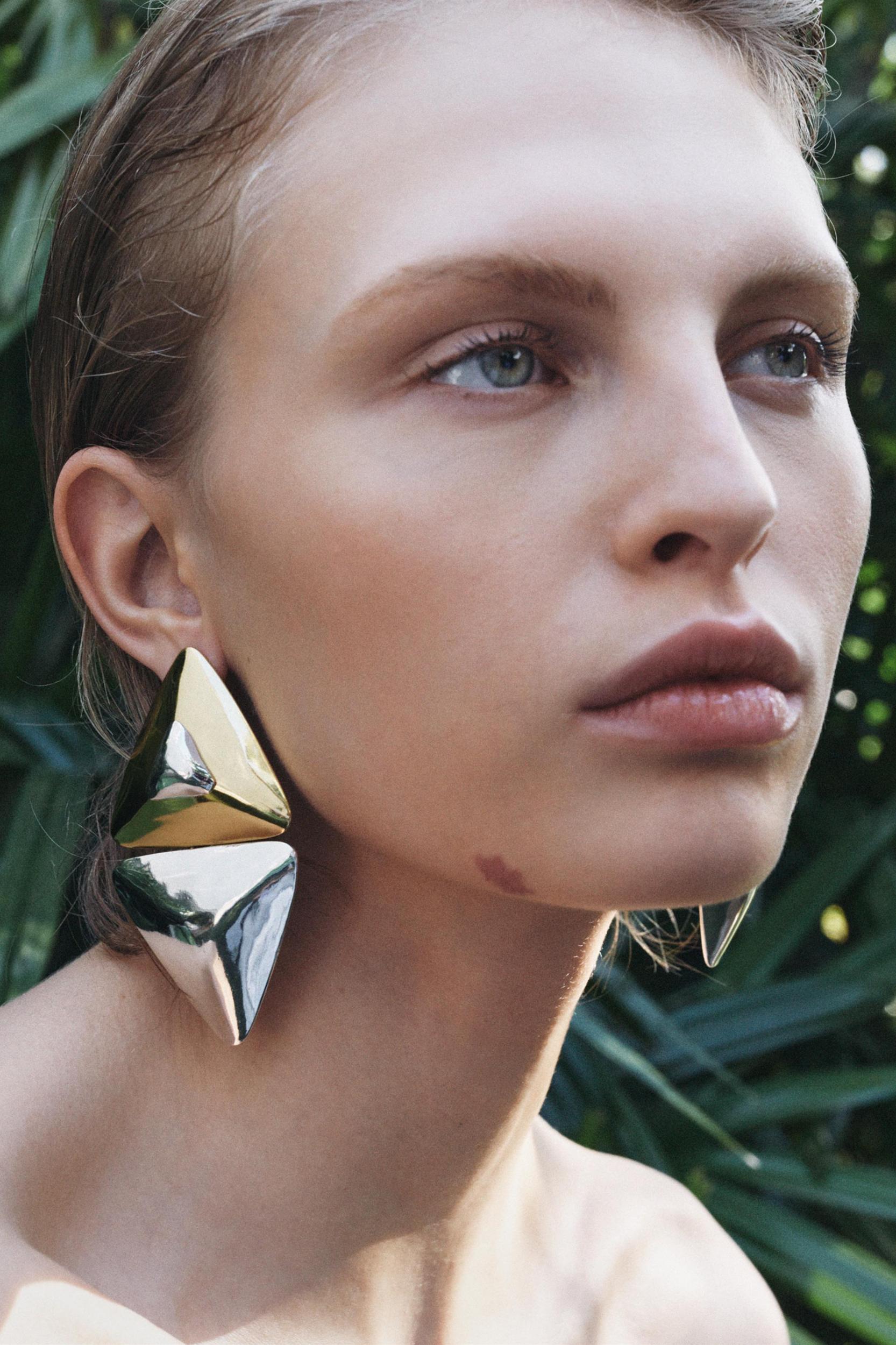 MISMATCHED GEOMETRIC EARRINGS Product Image