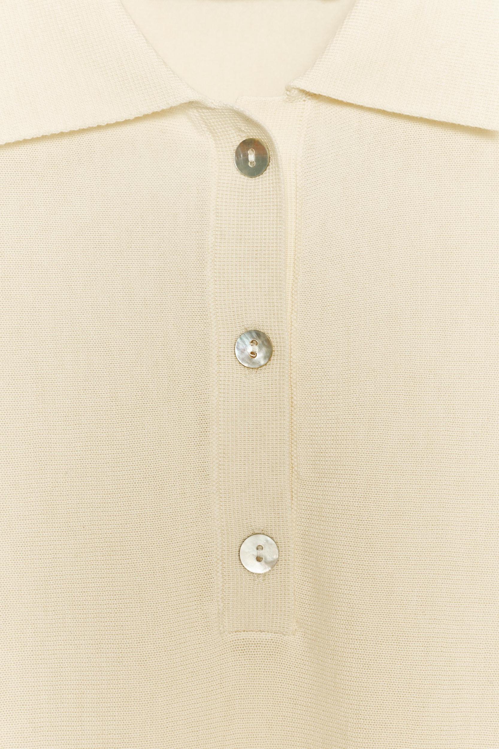 SHORT SLEEVE KNIT POLO TOP Product Image