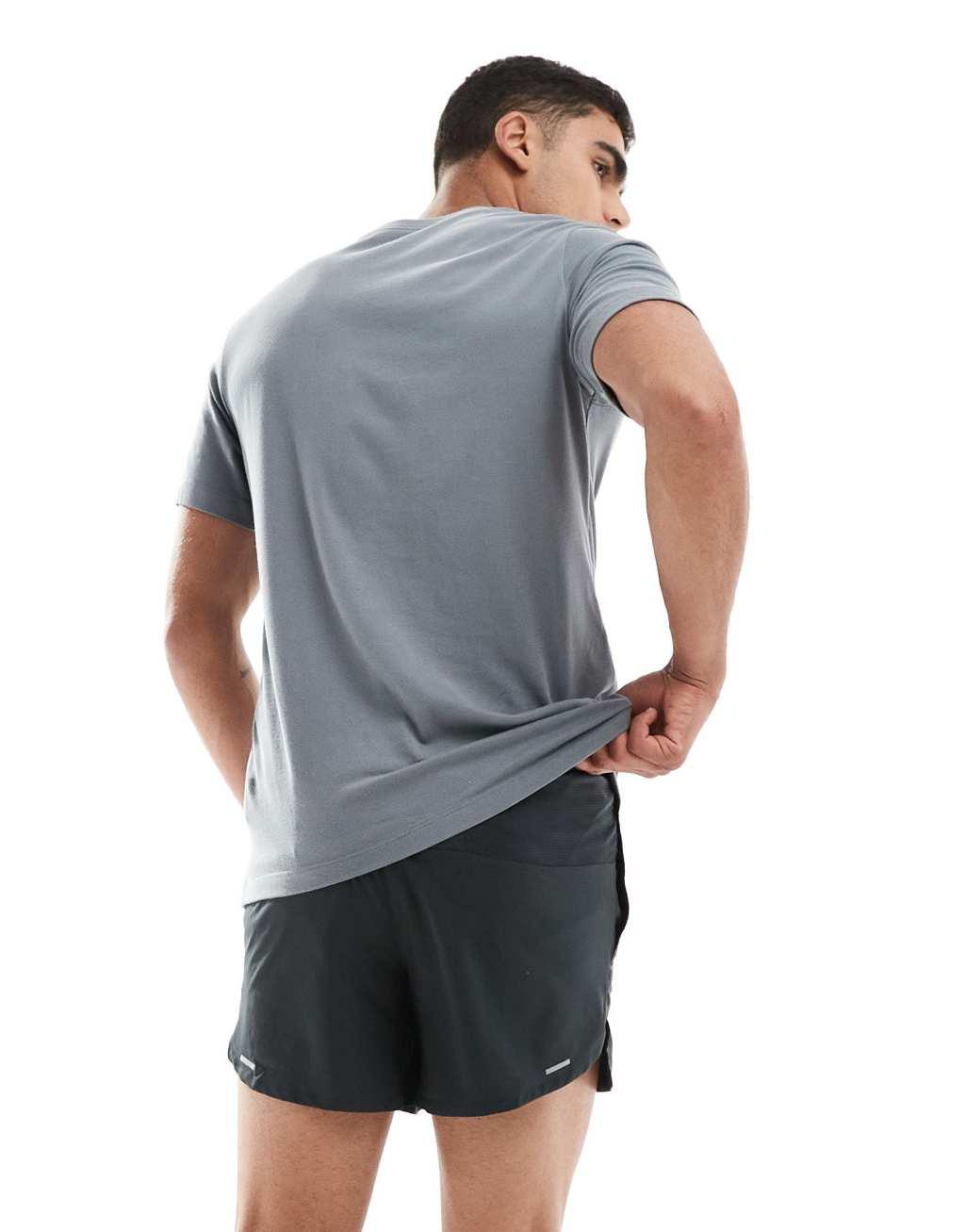 Nike Running Stride 5 inch shorts in black  Product Image