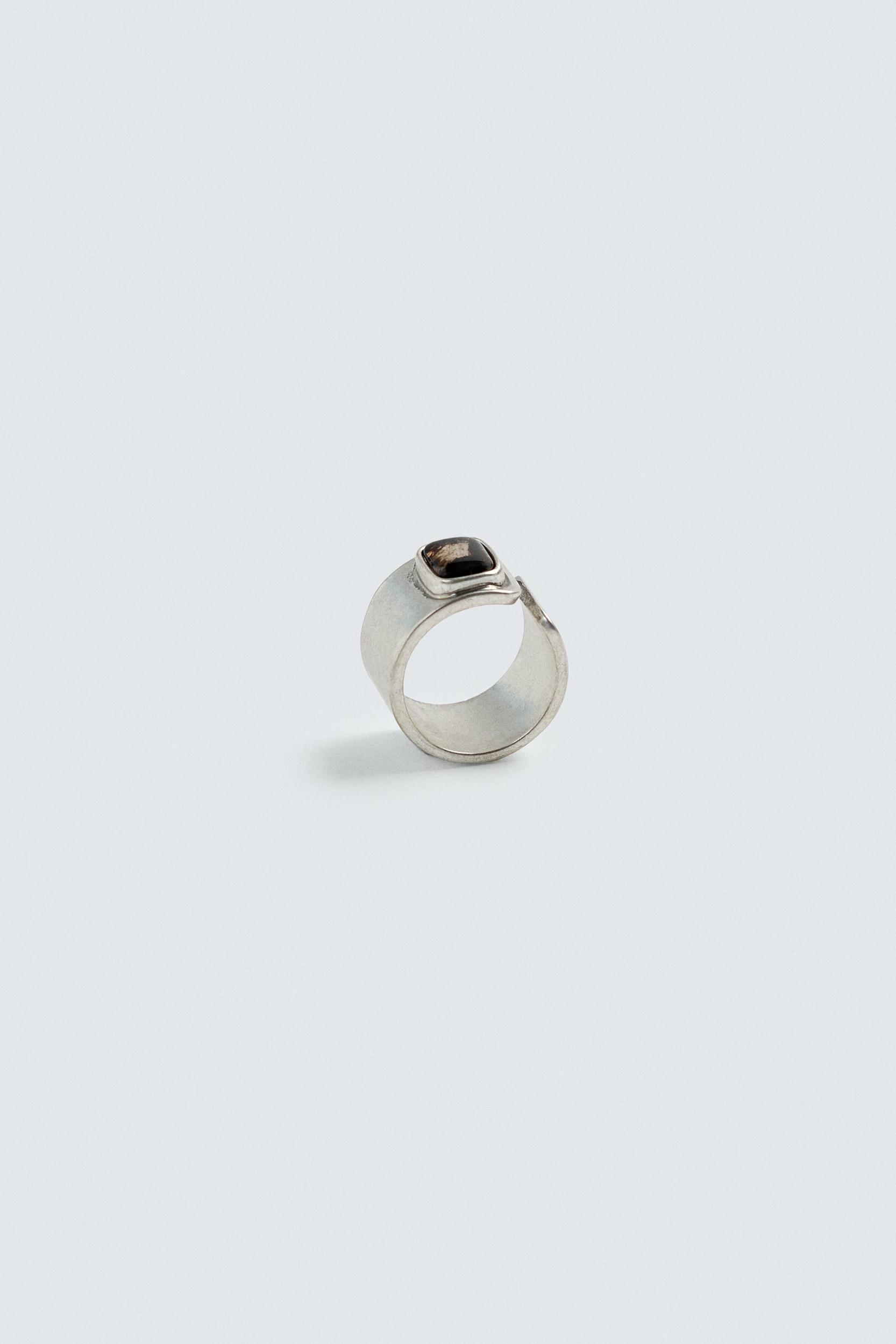 IRREGULAR CONTRAST STONE RING Product Image