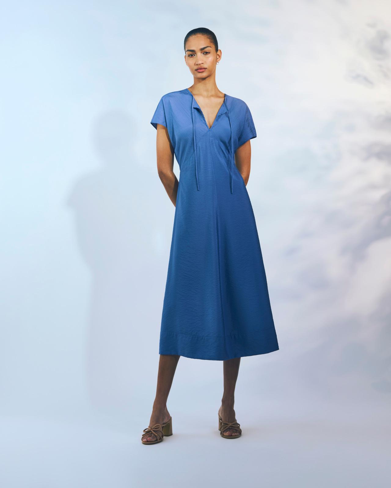 Womens Keyhole Dress by Everlane Product Image