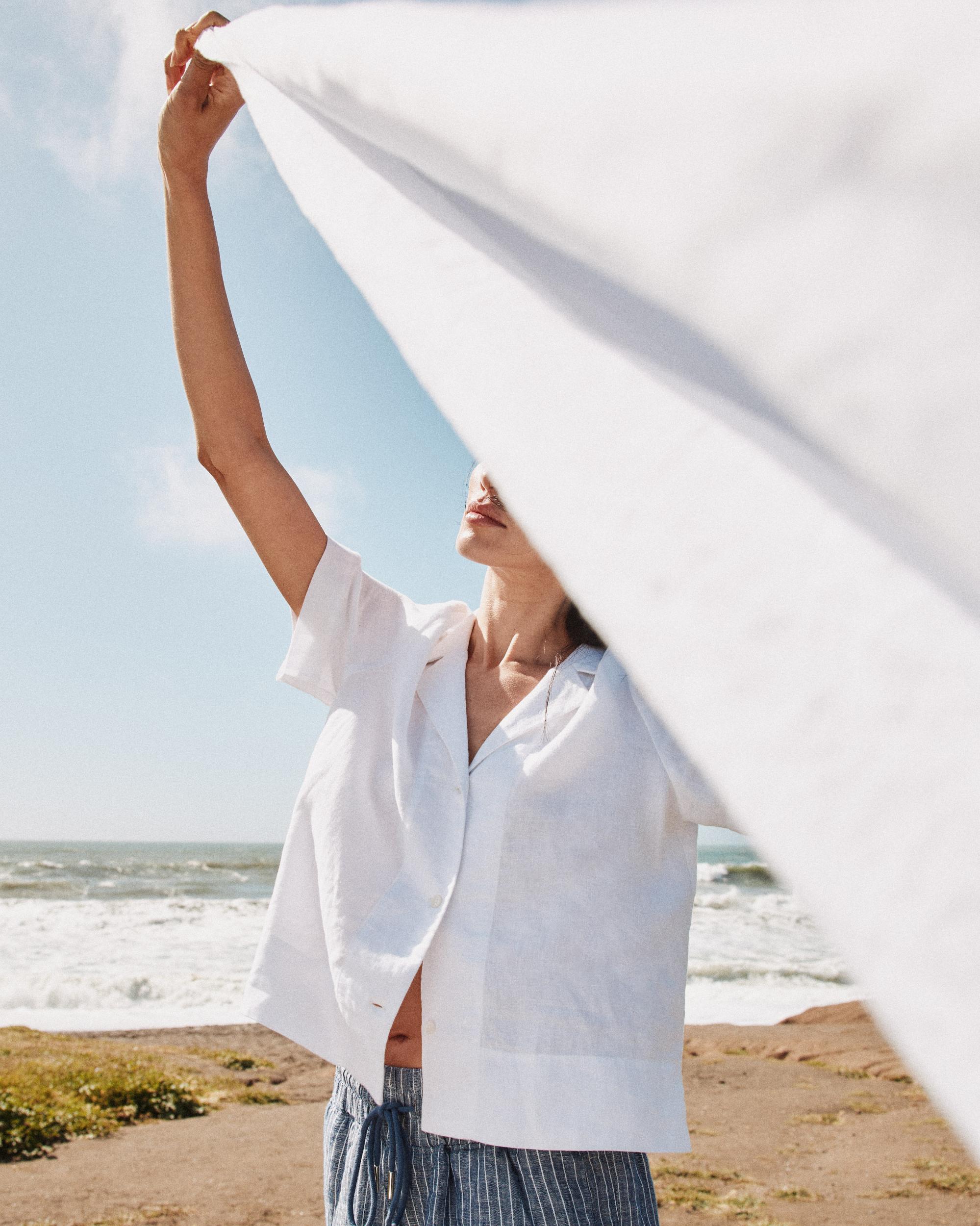 Quince | Women's Short Sleeve Shirt Size XS, Linen Product Image