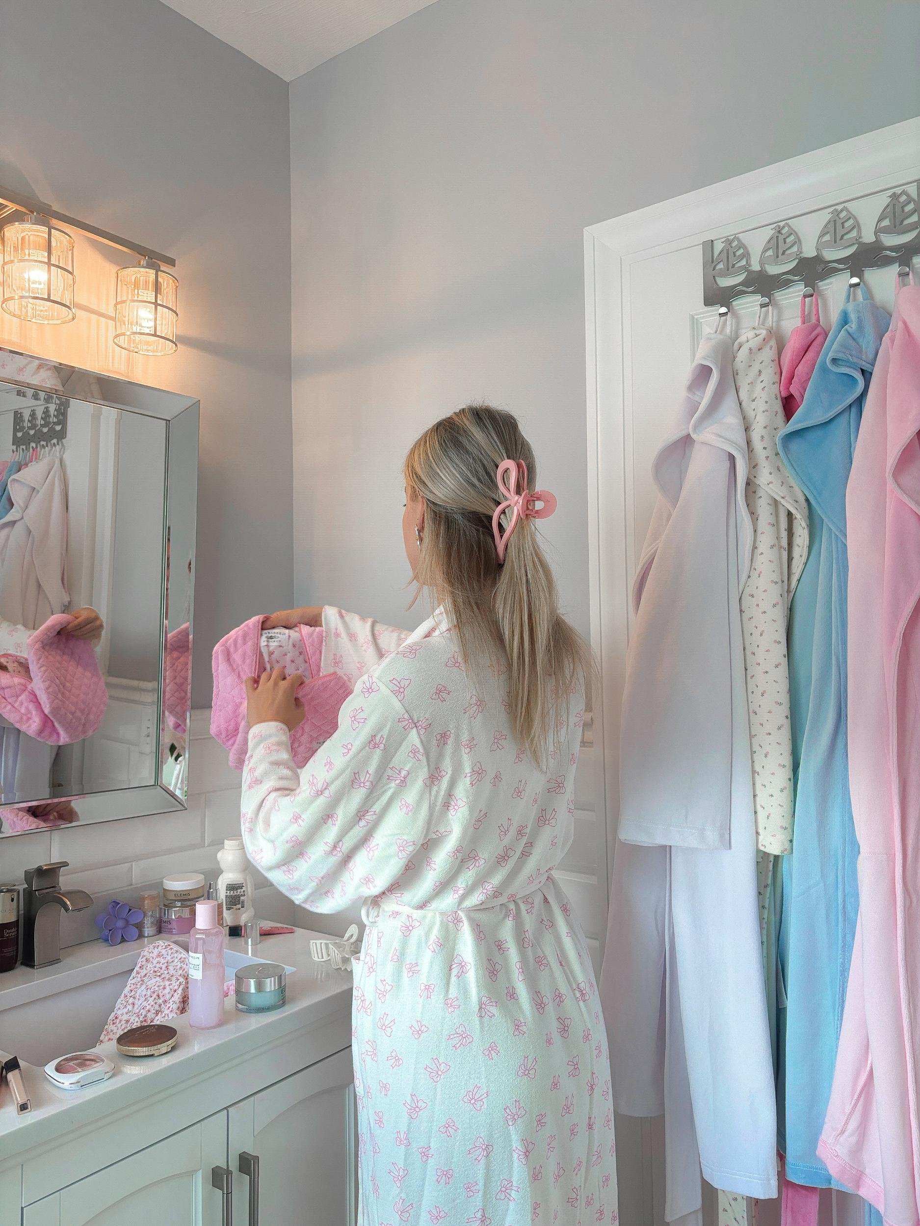 Pink Bows Hotel Robe Product Image