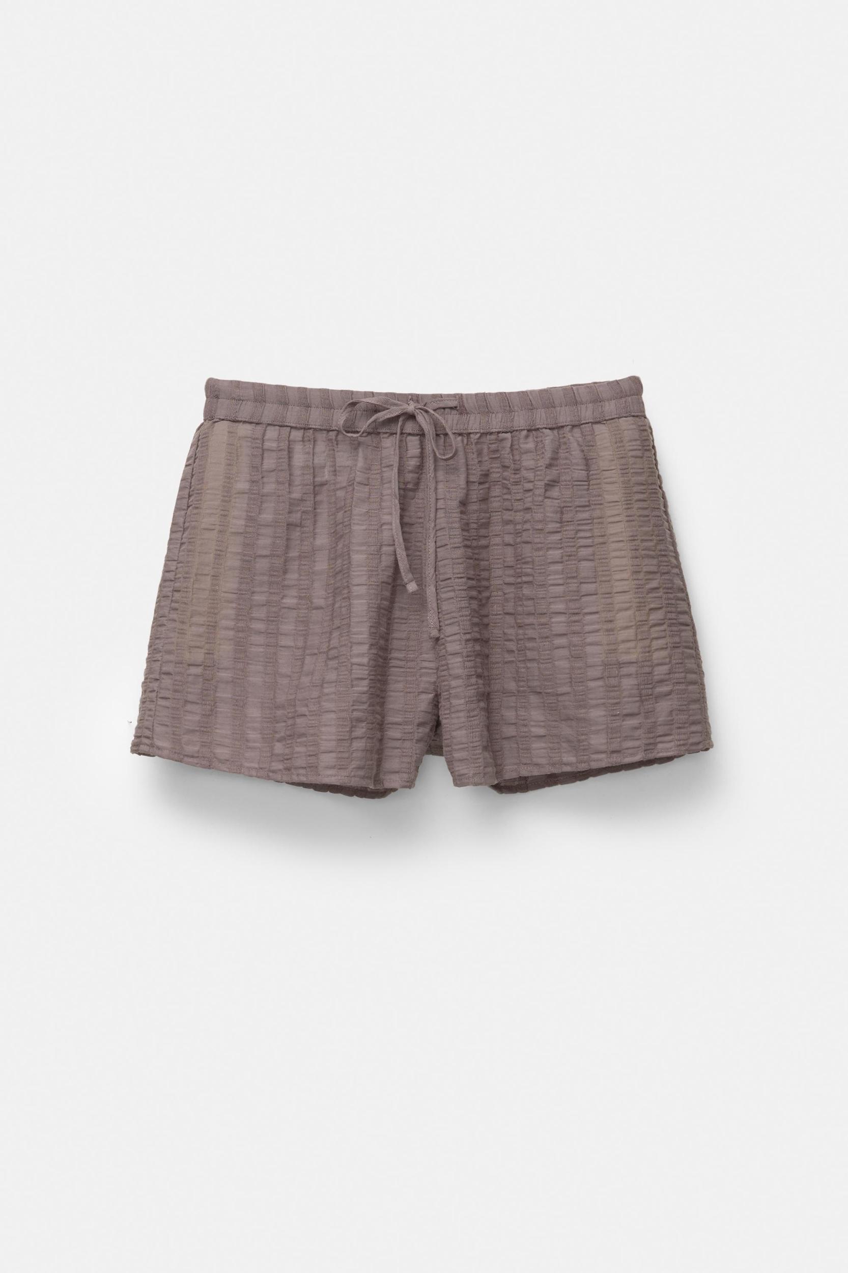 Striped textured shorts Product Image