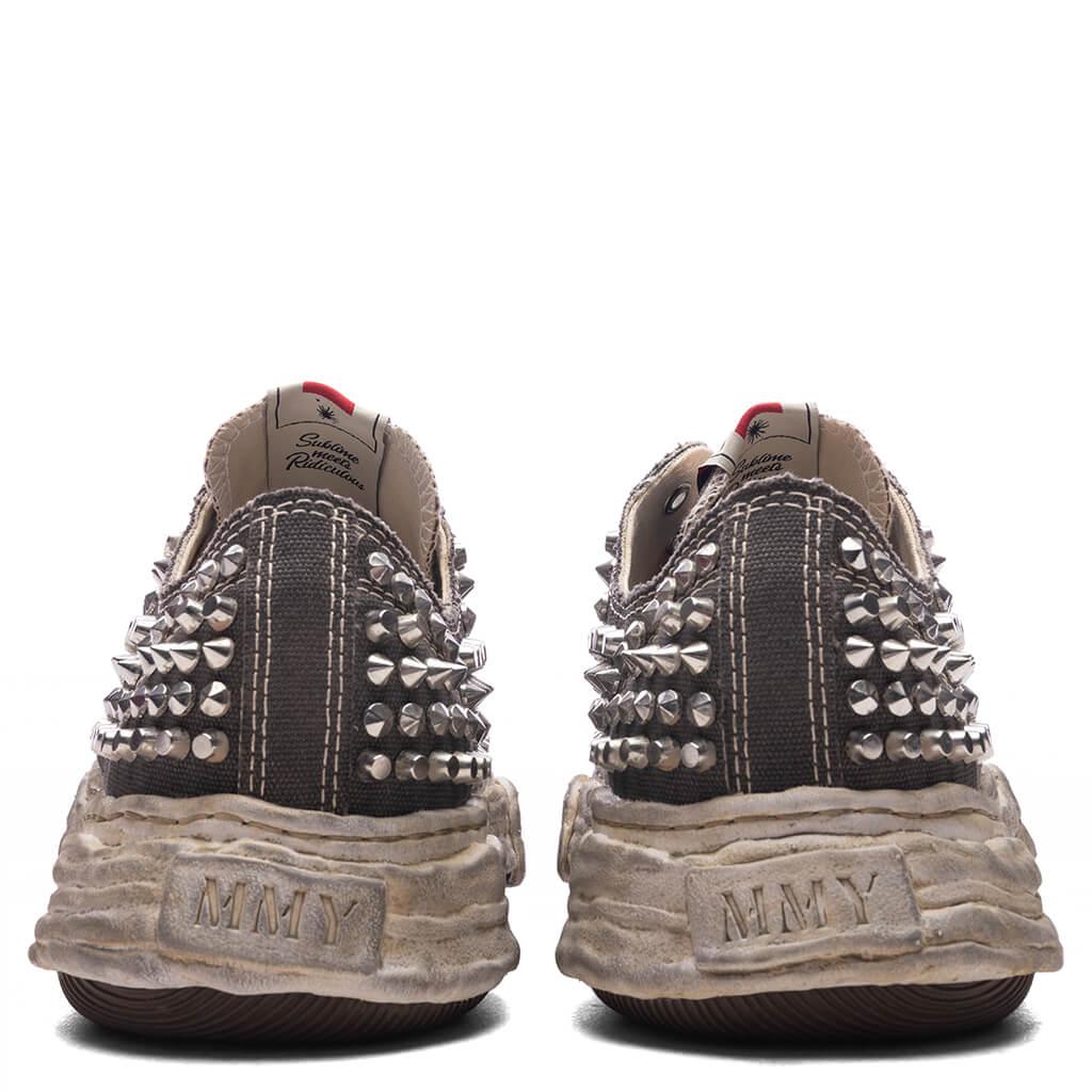 Peterson 23 Studded Low OG Sole - Grey Male Product Image