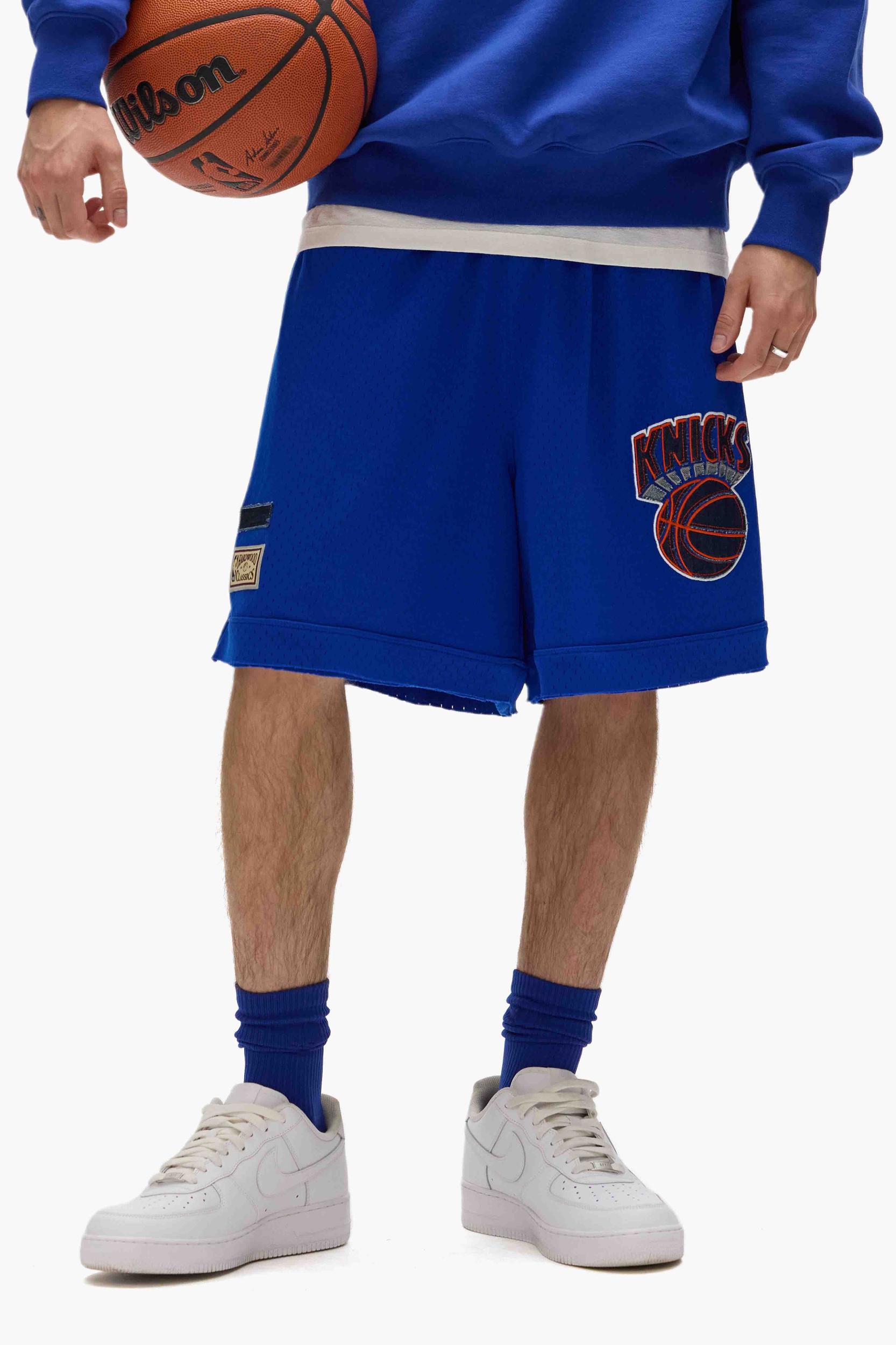 NY Knicks Mesh Shorts Male Product Image