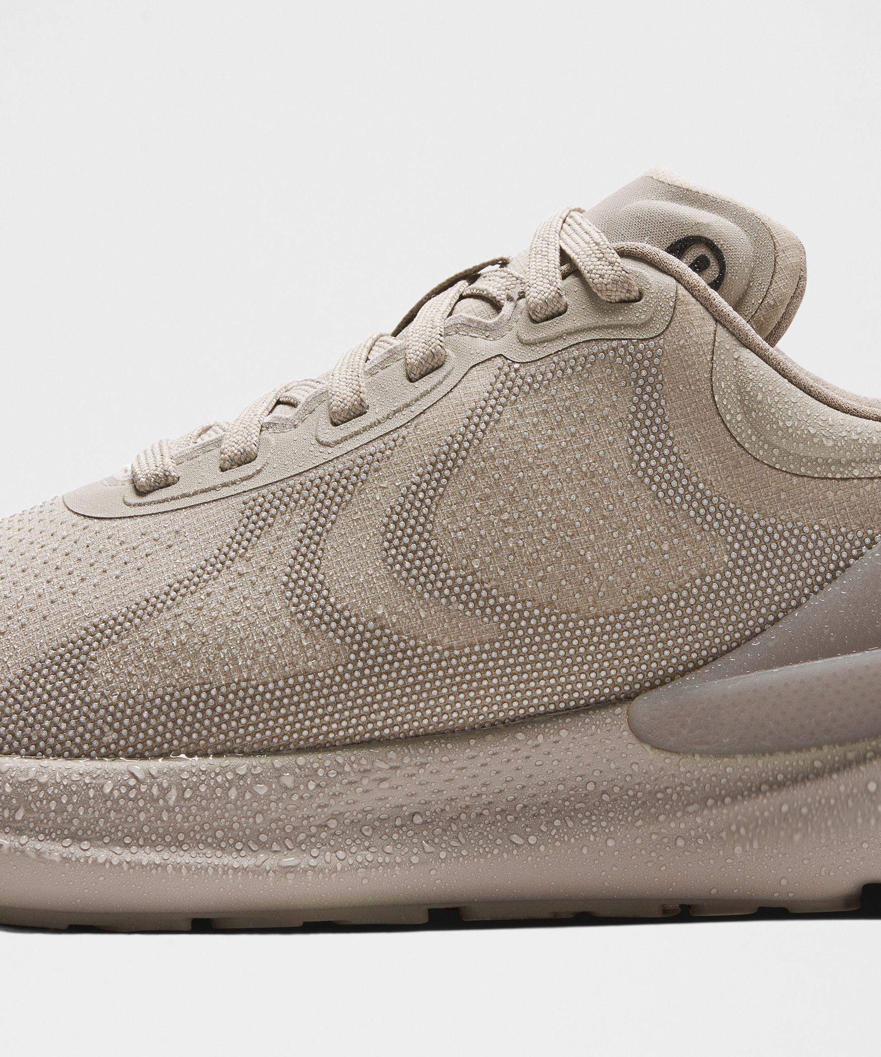 Men's Beyondfeel Waterproof Running Shoe Product Image