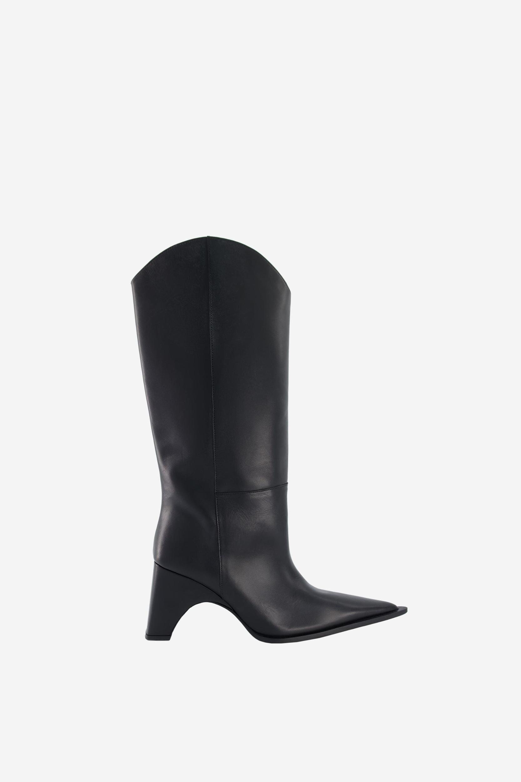 Cowboy Bridge Boot Product Image