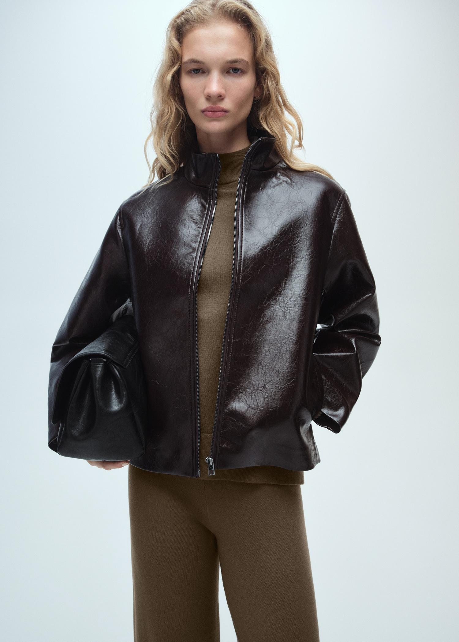 Fine-knit wideleg trousers - Women | MANGO USA Product Image