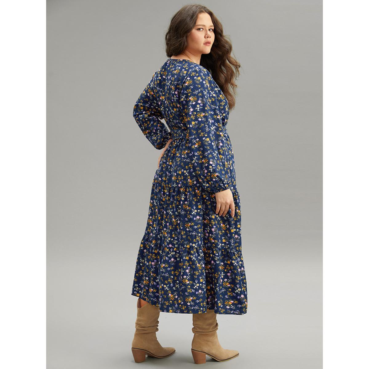 Plus Size Ditsy Floral Elastic Cuffs Surplice Neck Dress DarkBlue Women Elegant Elastic cuffs Overlap Collar Long Sleeve Curvy Midi Dress BloomChic 10/M Product Image