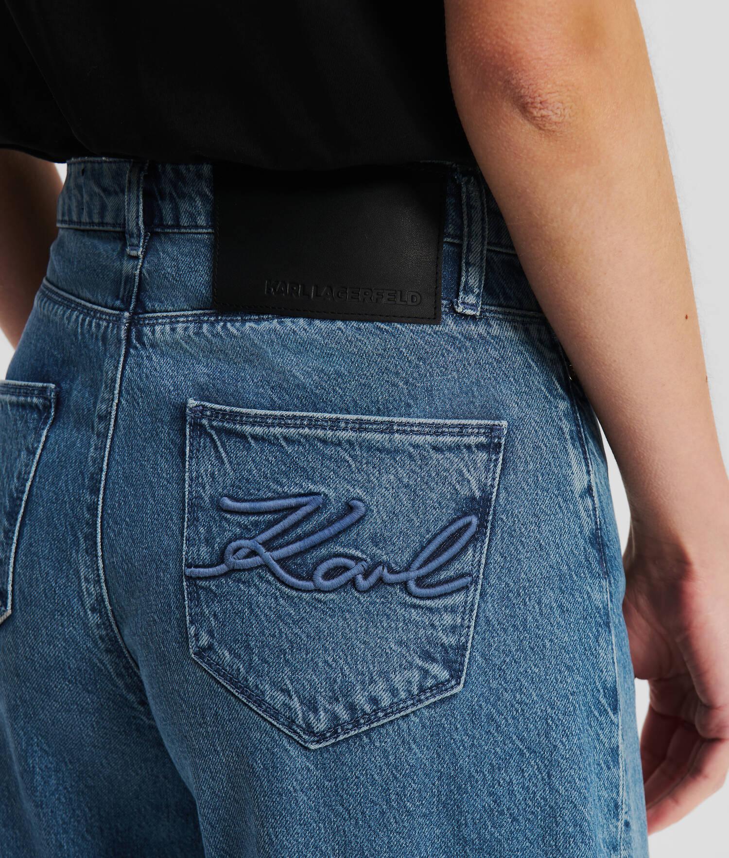 MID-RISE WIDE-LEG JEANS Product Image